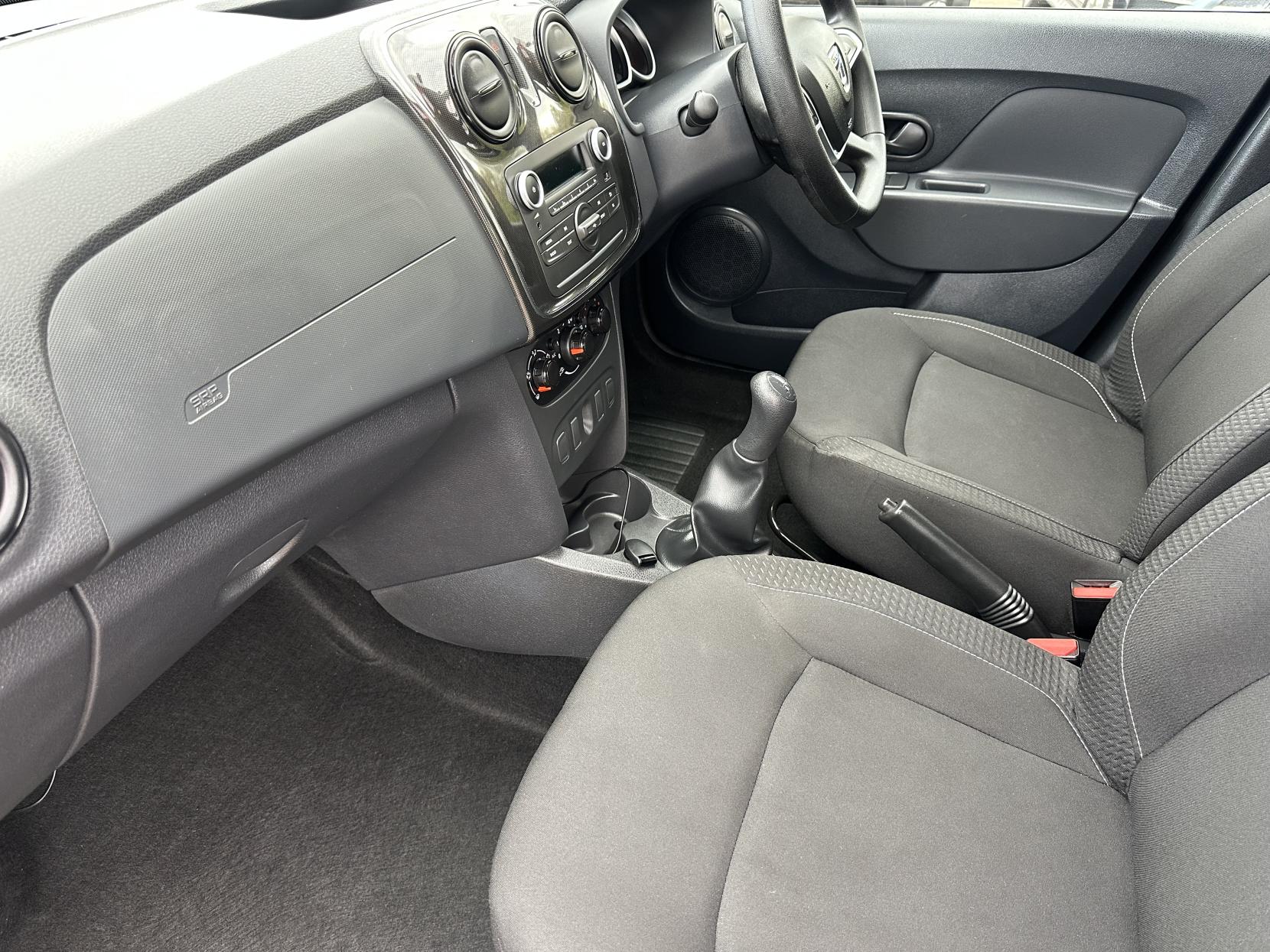 Dacia Sandero 1.0 SCe Ambiance Hatchback 5dr Petrol Manual Euro 6 (75 ps)