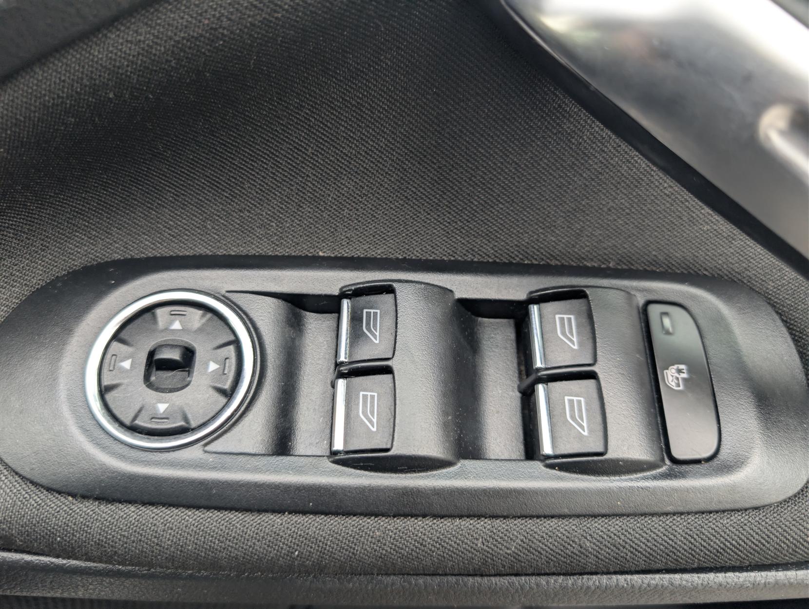 Ford Galaxy 1.6 TDCi Titanium MPV 5dr Diesel Manual Euro 5 (s/s) (115 ps)