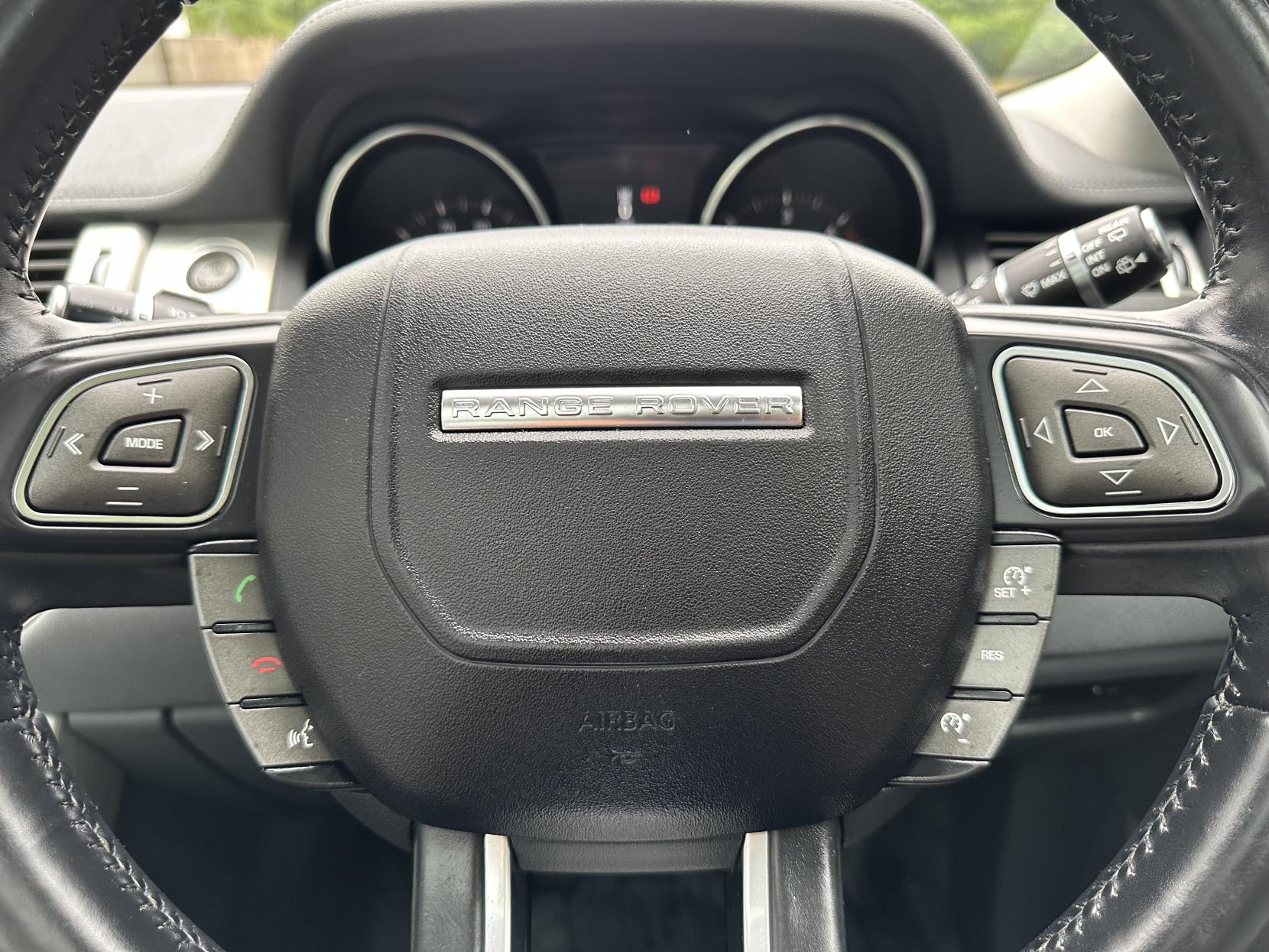 Land Rover Range Rover Evoque 2.0 SE Tech SUV (2015 - 2018)