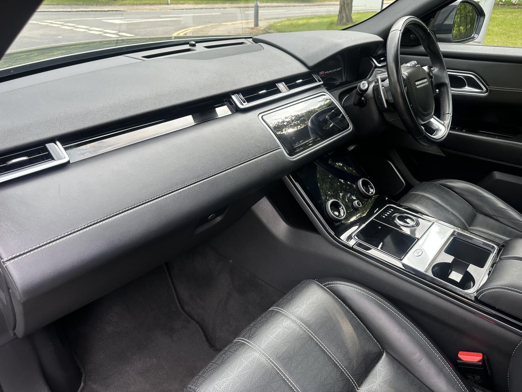 Land Rover Range Rover Velar 2.0 P300 R-Dynamic HSE GPF SUV 5dr Petrol Auto 4WD Euro 6 (s/s) (300 ps)