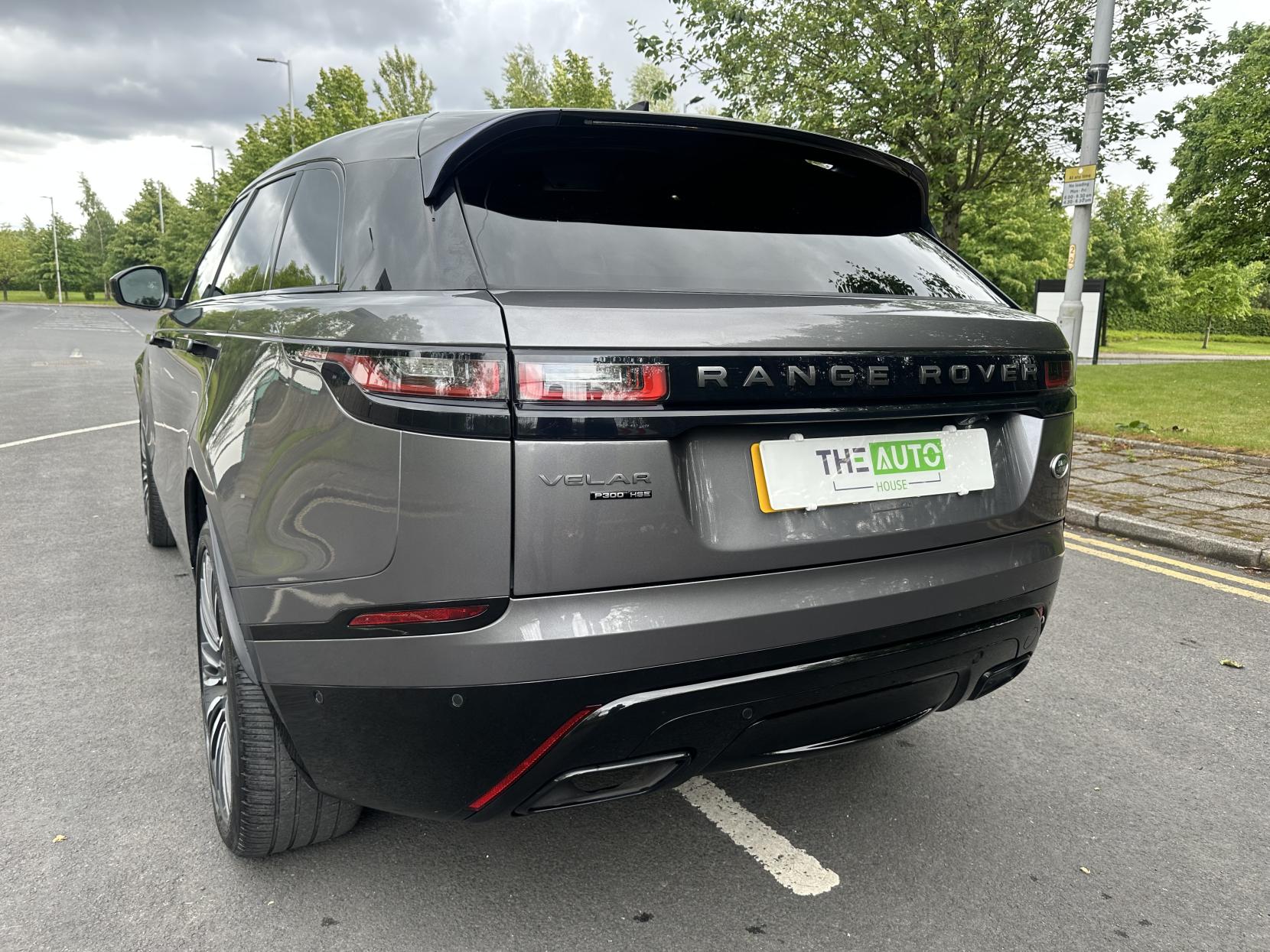 Land Rover Range Rover Velar 2.0 P300 R-Dynamic HSE GPF SUV 5dr Petrol Auto 4WD Euro 6 (s/s) (300 ps)