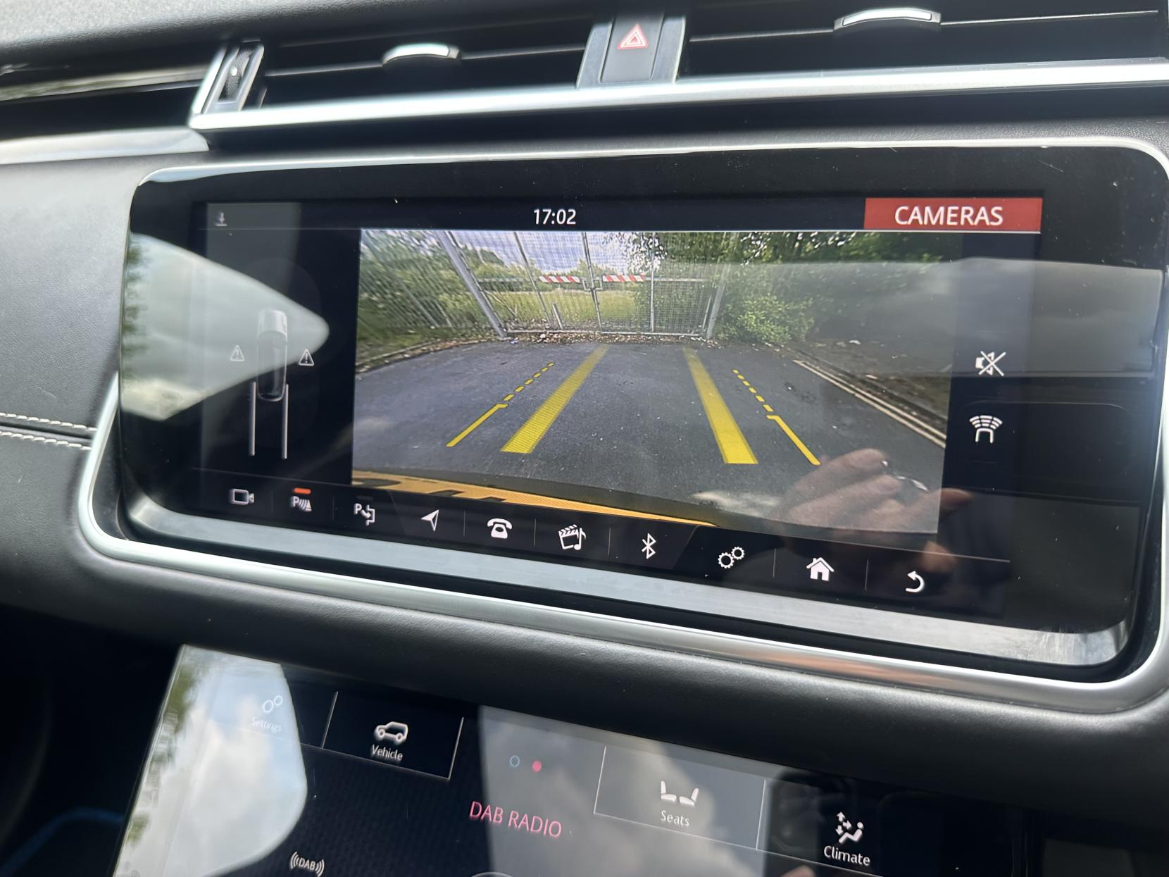 Land Rover Range Rover Velar 2.0 P300 R-Dynamic HSE GPF SUV 5dr Petrol Auto 4WD Euro 6 (s/s) (300 ps)