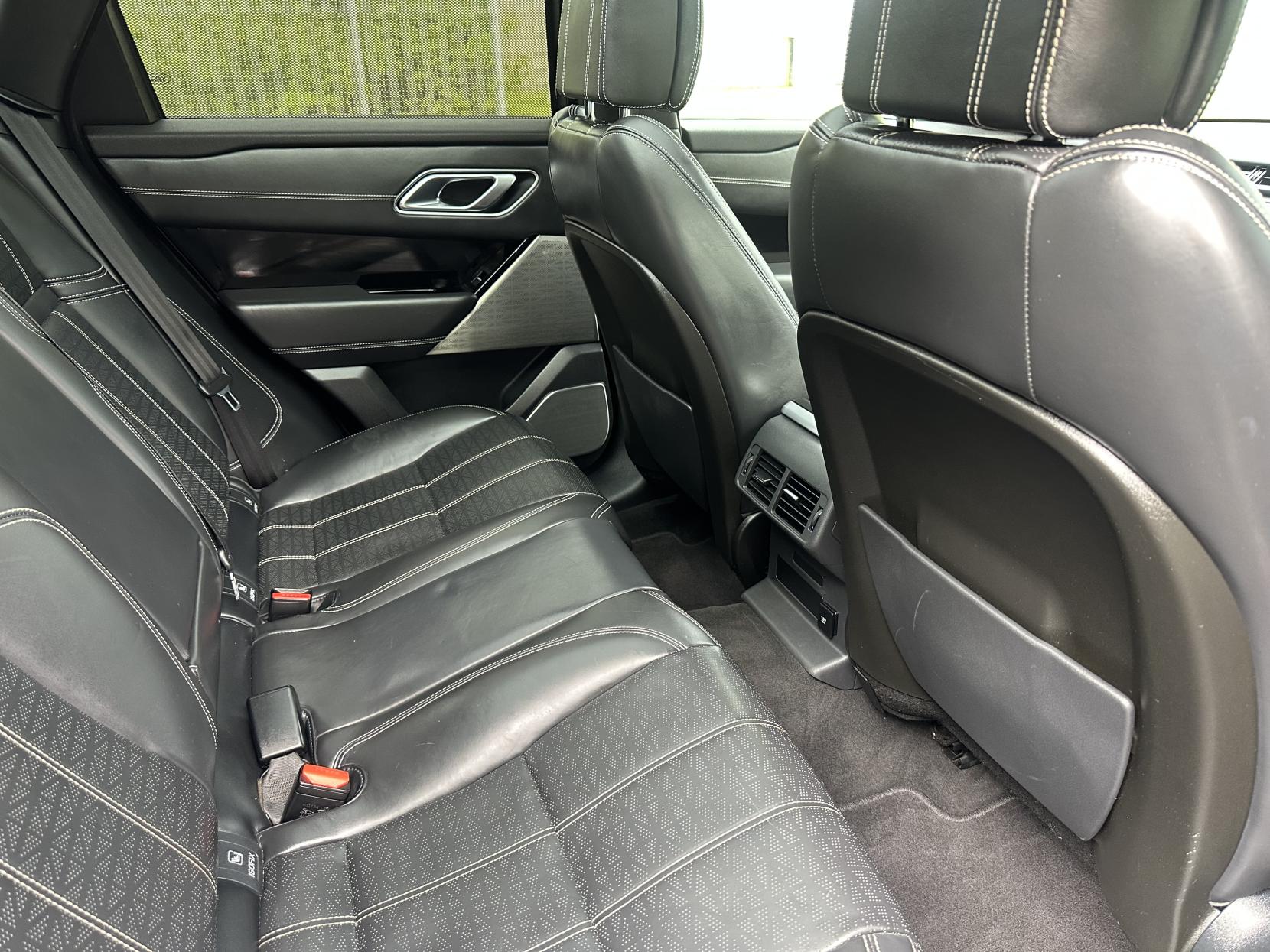 Land Rover Range Rover Velar 2.0 P300 R-Dynamic HSE GPF SUV 5dr Petrol Auto 4WD Euro 6 (s/s) (300 ps)
