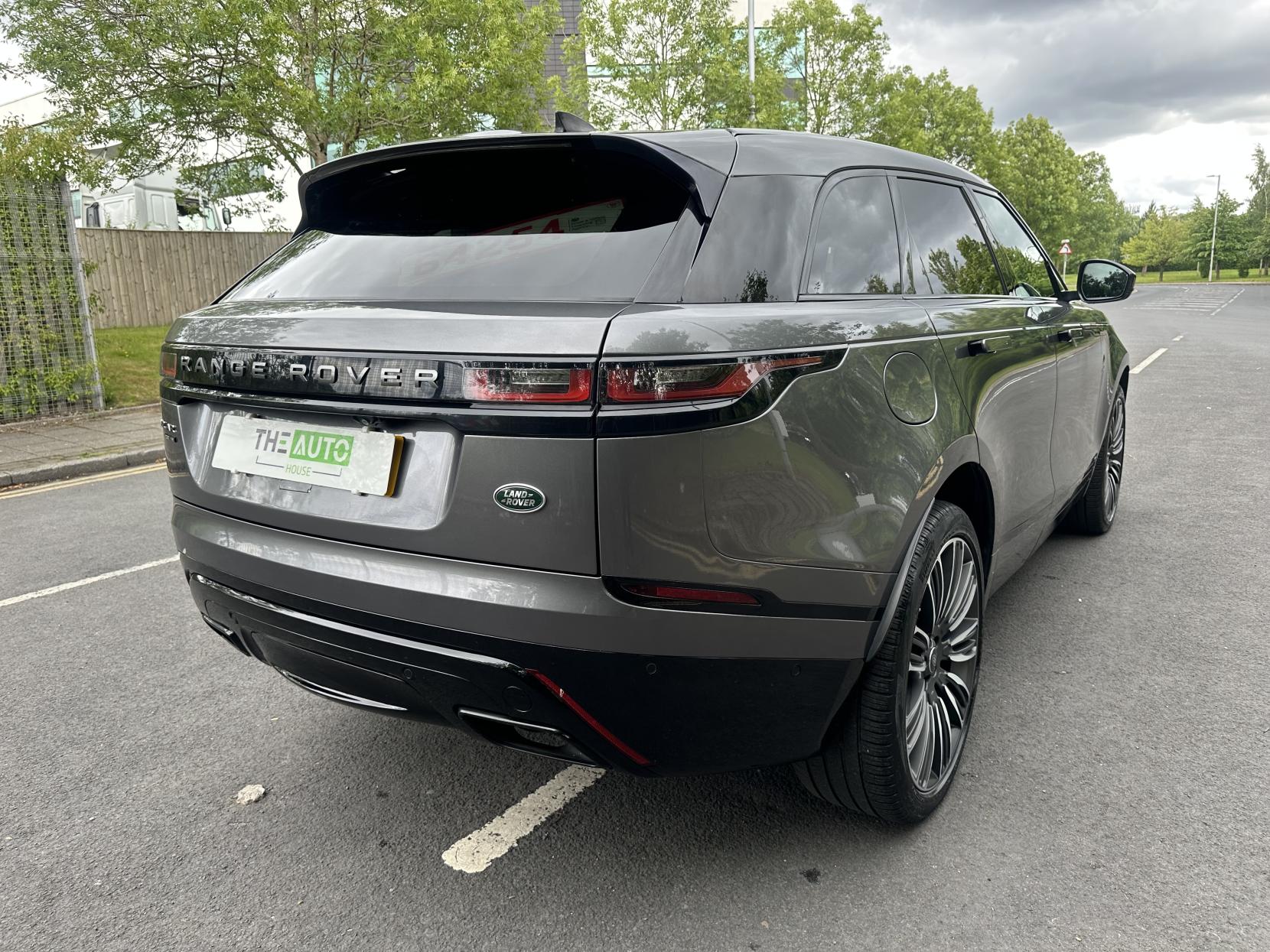 Land Rover Range Rover Velar 2.0 P300 R-Dynamic HSE GPF SUV 5dr Petrol Auto 4WD Euro 6 (s/s) (300 ps)