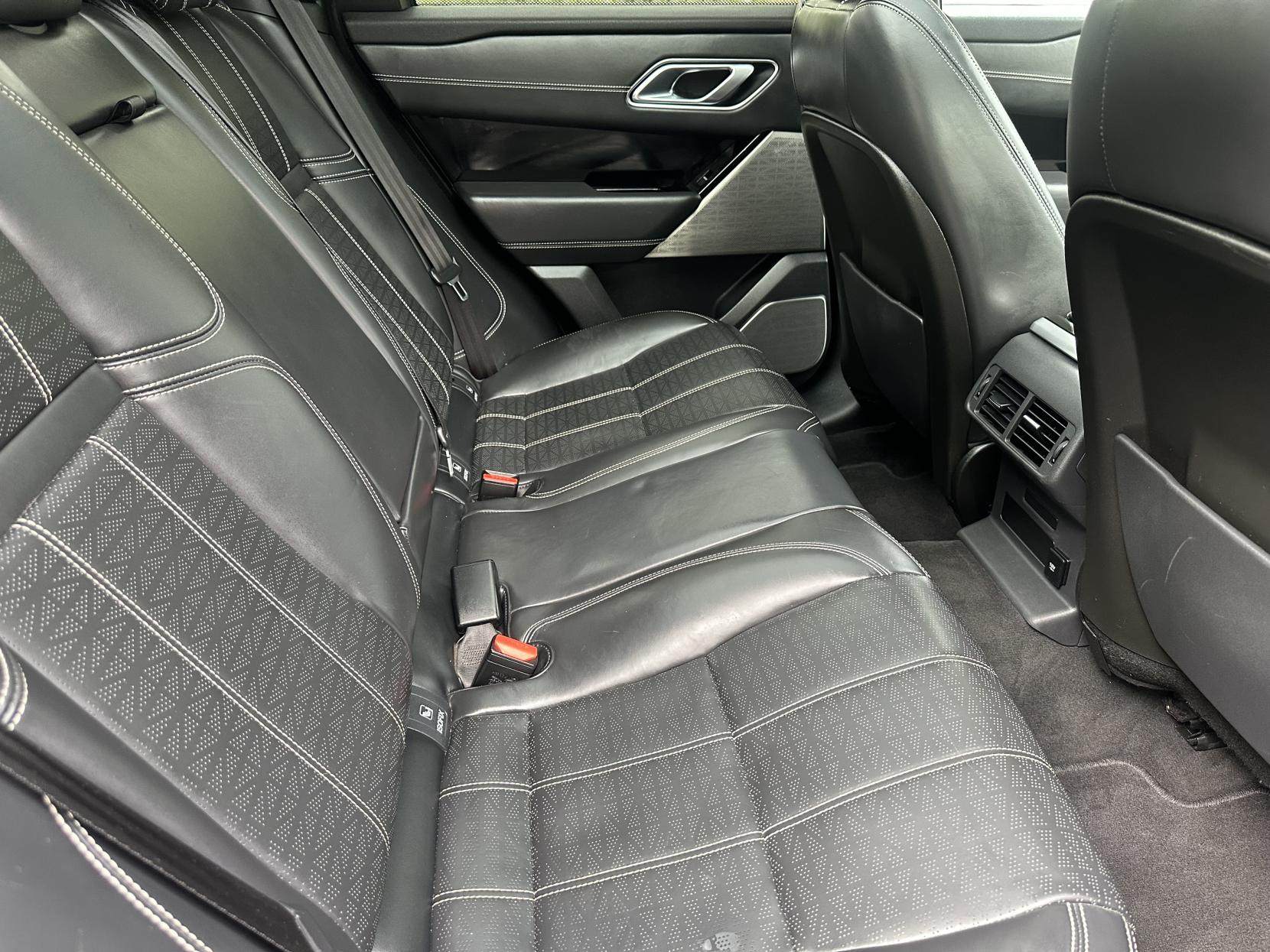 Land Rover Range Rover Velar 2.0 P300 R-Dynamic HSE GPF SUV 5dr Petrol Auto 4WD Euro 6 (s/s) (300 ps)