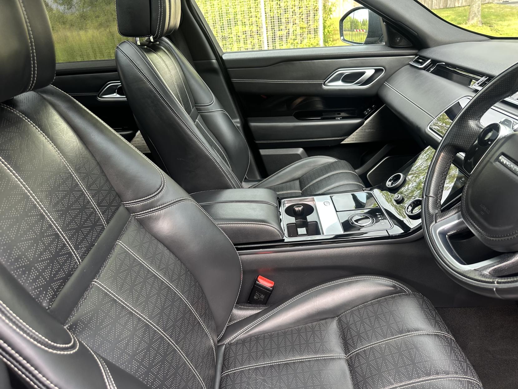 Land Rover Range Rover Velar 2.0 P300 R-Dynamic HSE GPF SUV 5dr Petrol Auto 4WD Euro 6 (s/s) (300 ps)