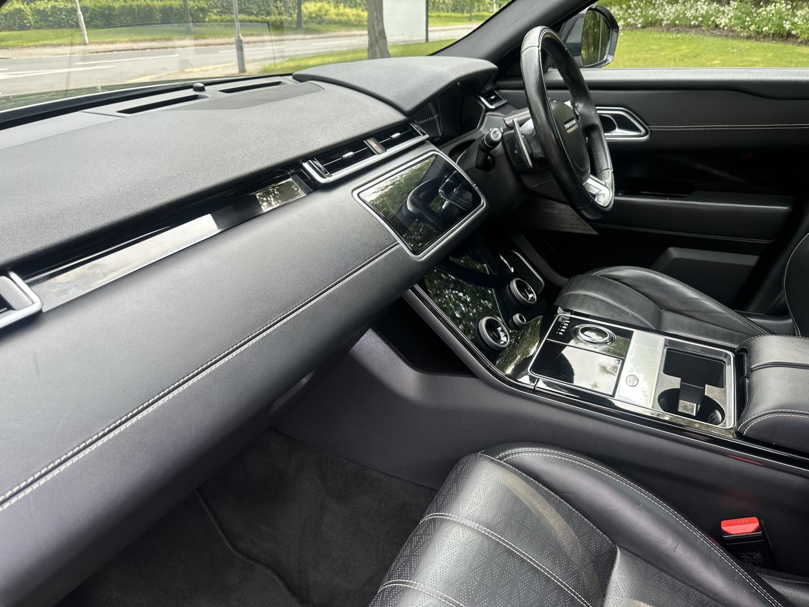Land Rover Range Rover Velar 2.0 P300 R-Dynamic HSE GPF SUV 5dr Petrol Auto 4WD Euro 6 (s/s) (300 ps)