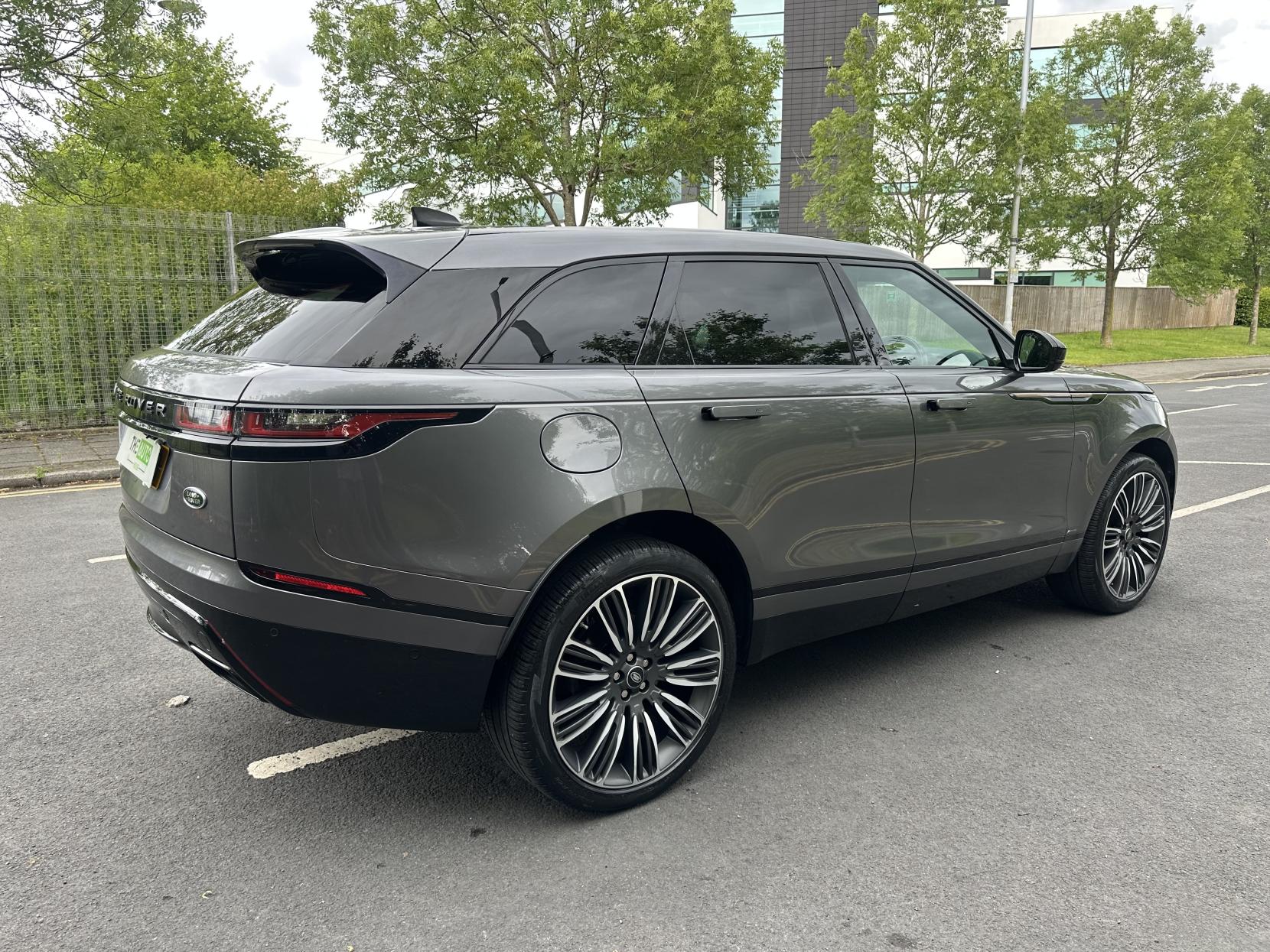 Land Rover Range Rover Velar 2.0 P300 R-Dynamic HSE GPF SUV 5dr Petrol Auto 4WD Euro 6 (s/s) (300 ps)