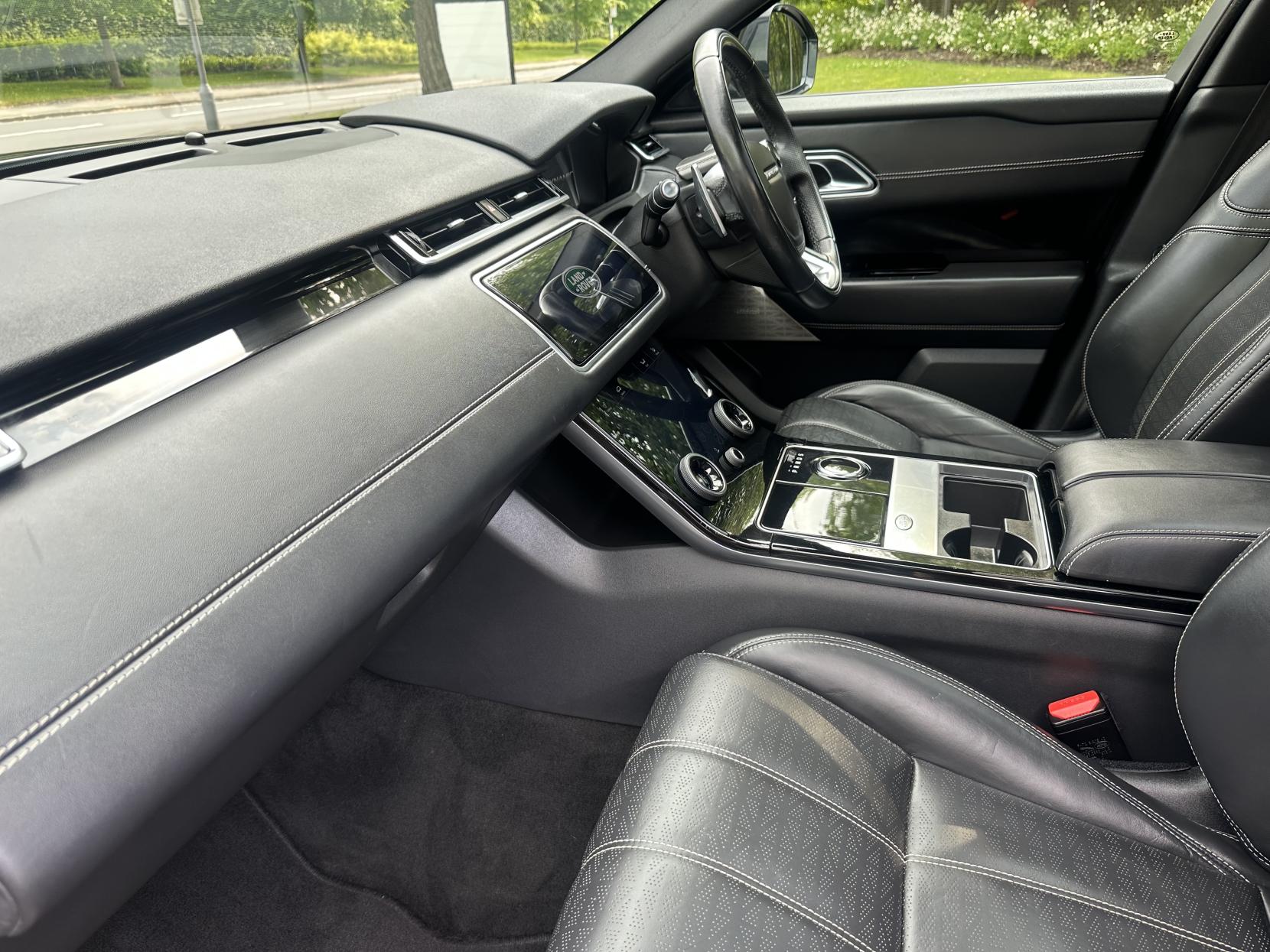 Land Rover Range Rover Velar 2.0 P300 R-Dynamic HSE GPF SUV 5dr Petrol Auto 4WD Euro 6 (s/s) (300 ps)