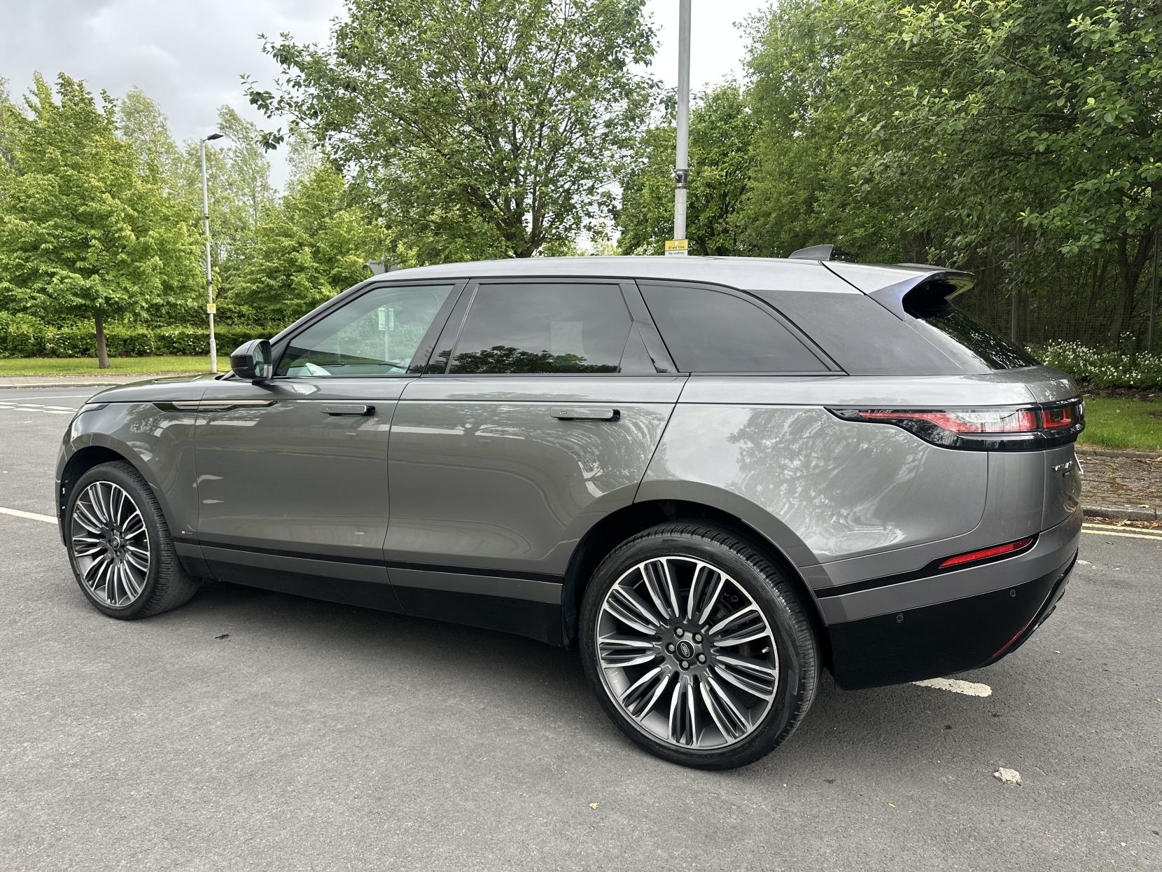 Land Rover Range Rover Velar 2.0 P300 R-Dynamic HSE GPF SUV 5dr Petrol Auto 4WD Euro 6 (s/s) (300 ps)