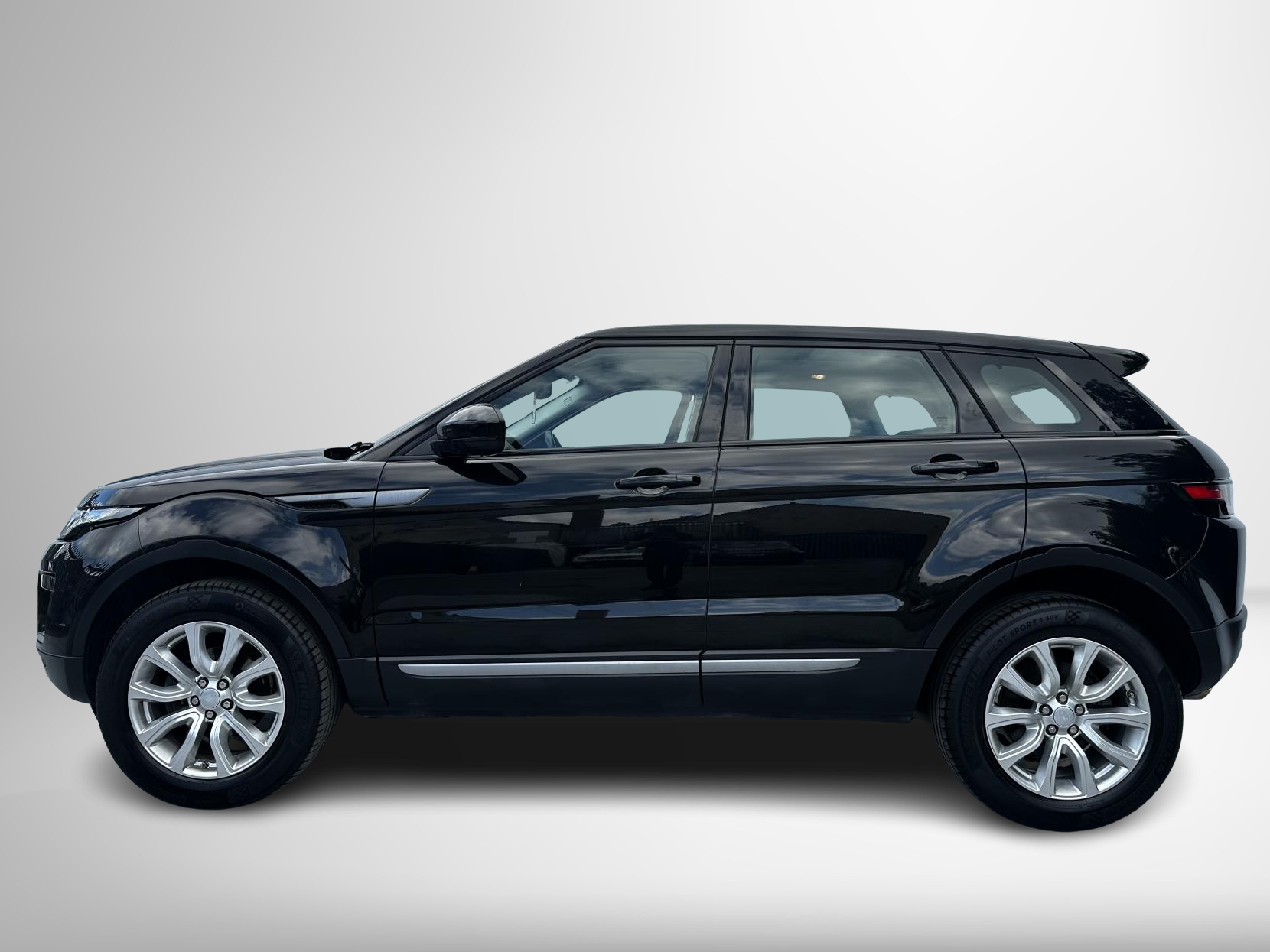 Land Rover Range Rover Evoque 2.0 eD4 SE SUV 5dr Diesel Manual FWD Euro 6 (s/s) (150 ps)