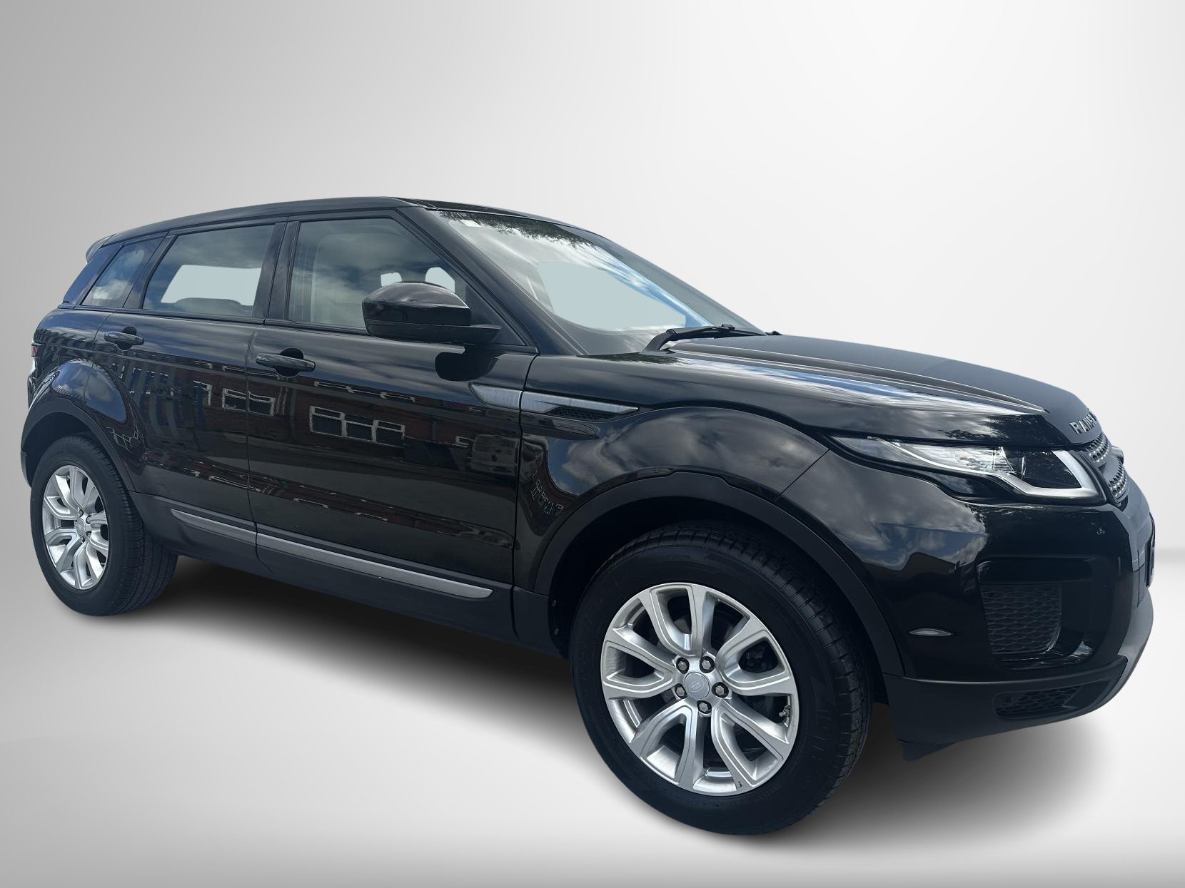 Land Rover Range Rover Evoque 2.0 eD4 SE SUV 5dr Diesel Manual FWD Euro 6 (s/s) (150 ps)