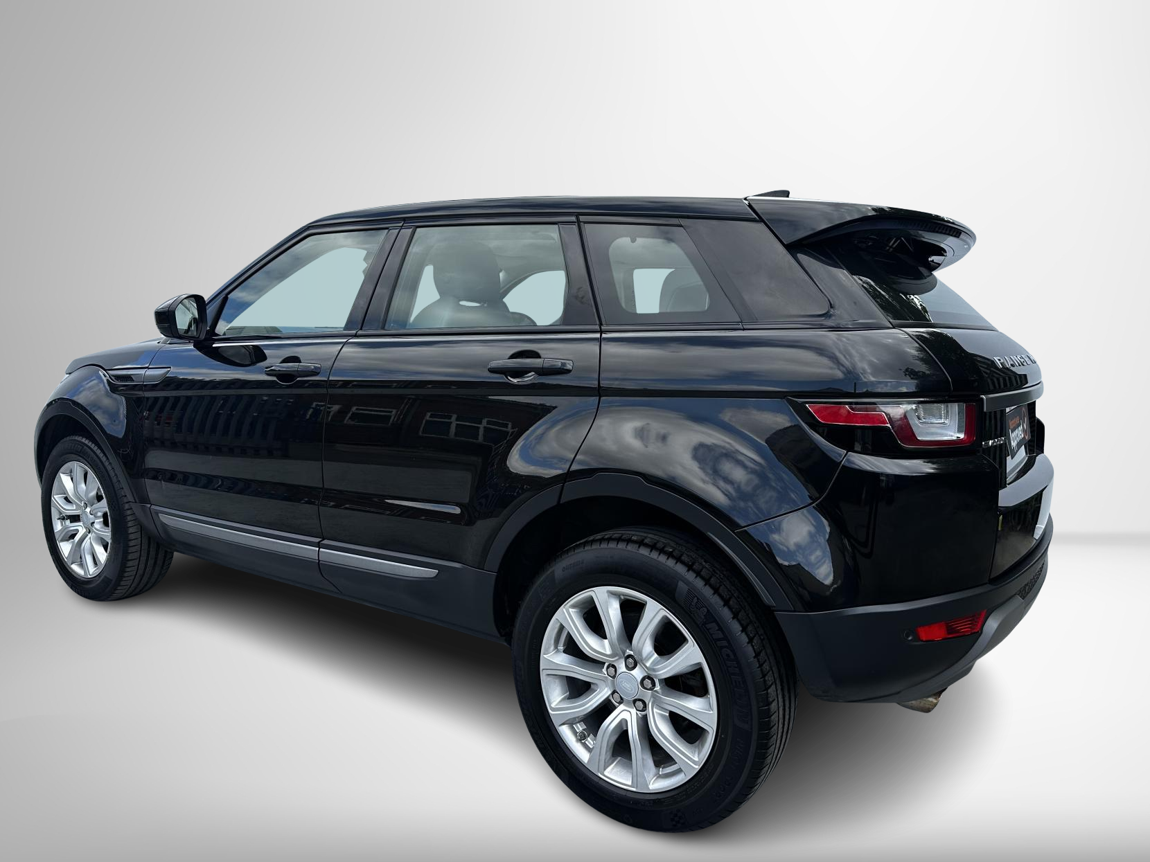 Land Rover Range Rover Evoque 2.0 eD4 SE SUV 5dr Diesel Manual FWD Euro 6 (s/s) (150 ps)