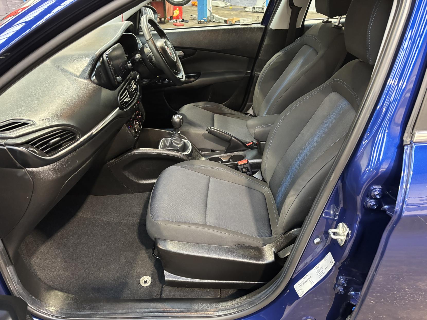 Fiat Tipo 1.4 T-Jet Mirror Estate 5dr Petrol Manual Euro 6 (s/s) (120 bhp)