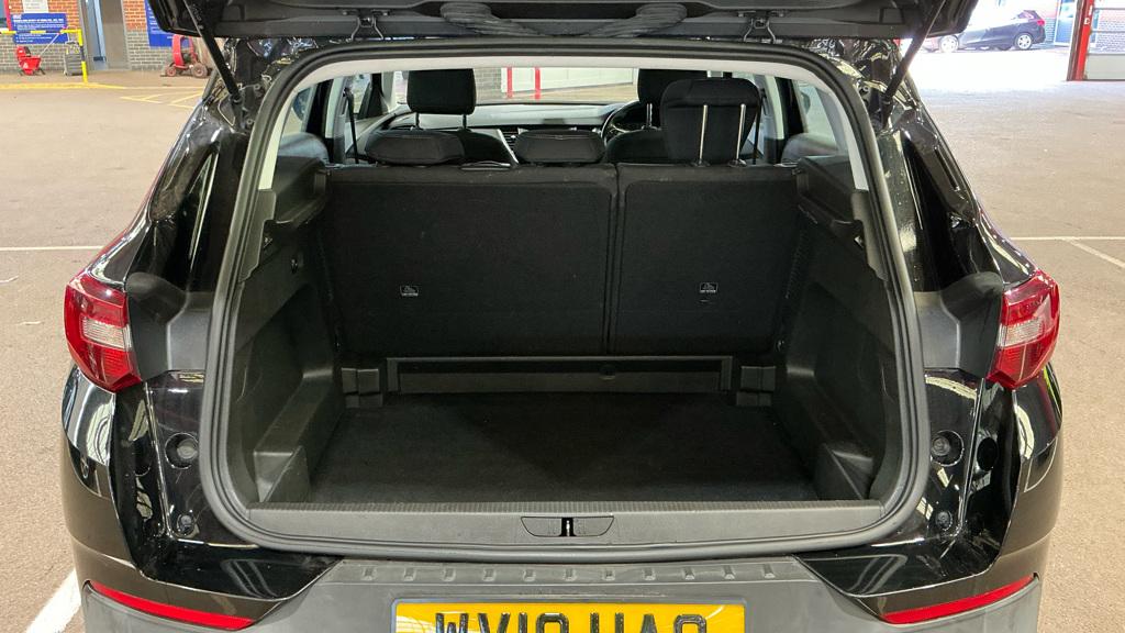 Vauxhall Grandland X 1.2 Turbo GPF SE SUV 5dr Petrol Manual Euro 6 (s/s) (130 ps)