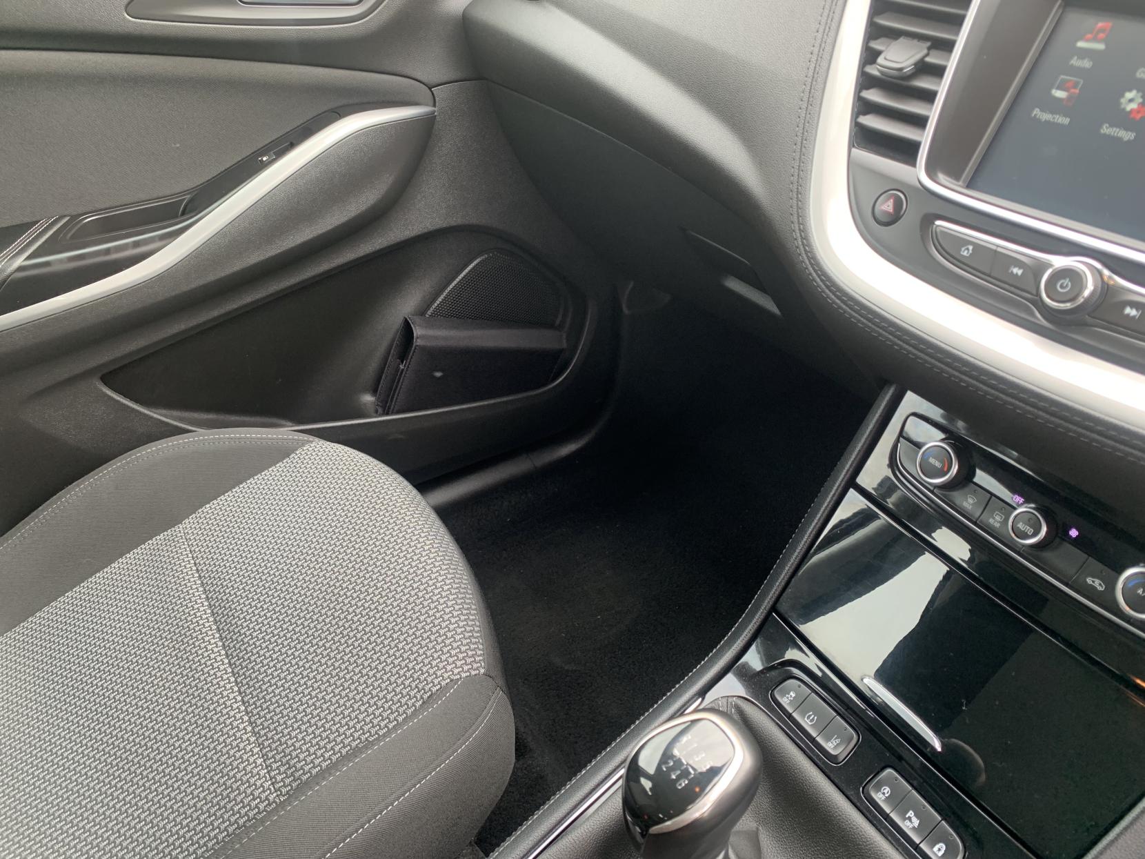 Vauxhall Grandland X 1.2 Turbo GPF SE SUV 5dr Petrol Manual Euro 6 (s/s) (130 ps)