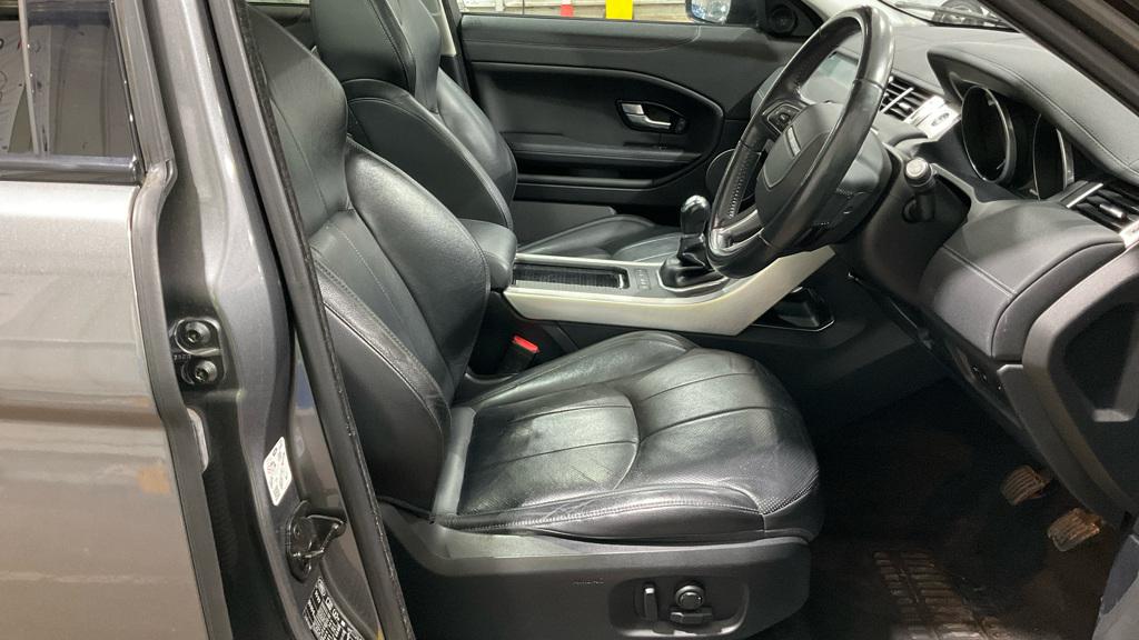 Land Rover Range Rover Evoque 2.0 TD4 SE Tech SUV 5dr Diesel Manual 4WD Euro 6 (s/s) (180 ps)