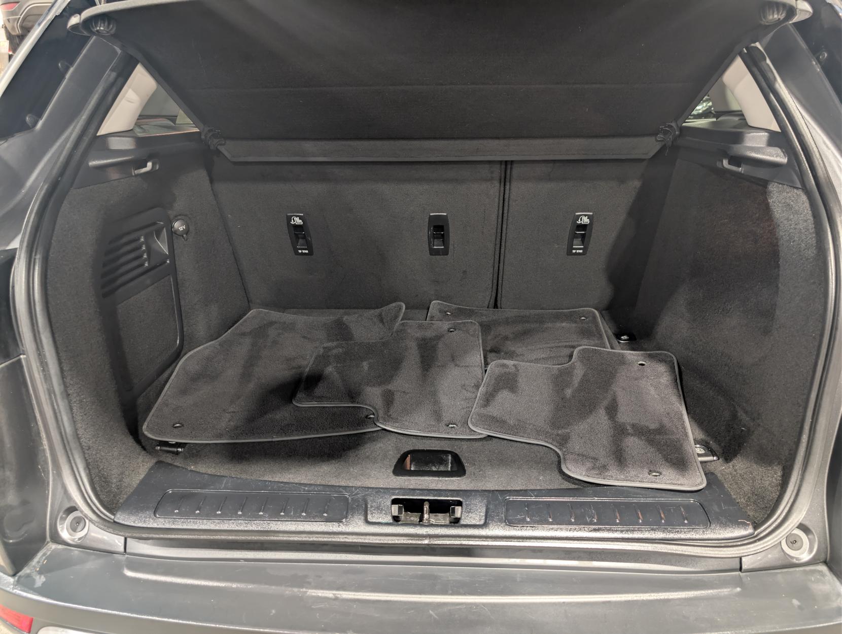 Land Rover Range Rover Evoque 2.0 TD4 SE Tech SUV 5dr Diesel Manual 4WD Euro 6 (s/s) (180 ps)