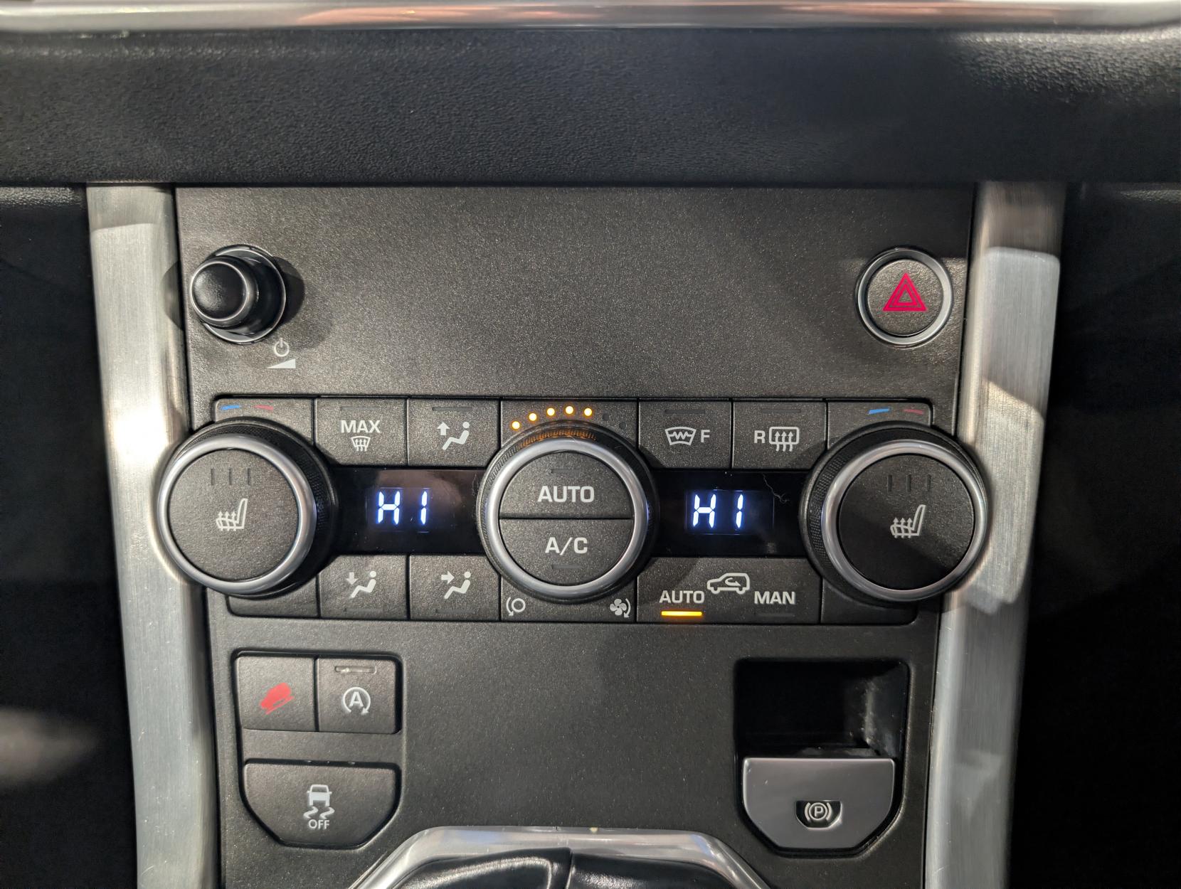 Land Rover Range Rover Evoque 2.0 TD4 SE Tech SUV 5dr Diesel Manual 4WD Euro 6 (s/s) (180 ps)