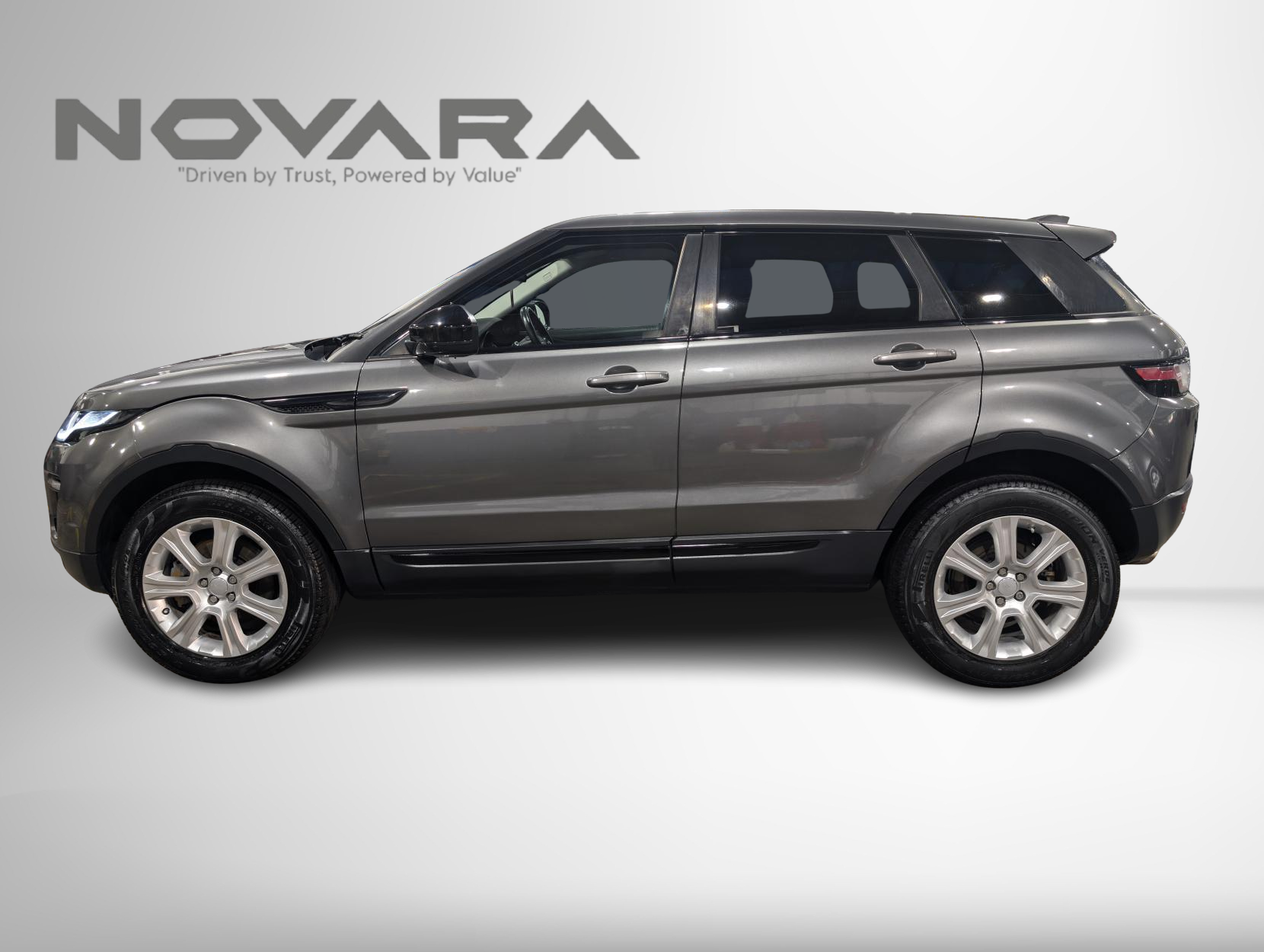 Land Rover Range Rover Evoque 2.0 TD4 SE Tech SUV 5dr Diesel Manual 4WD Euro 6 (s/s) (180 ps)