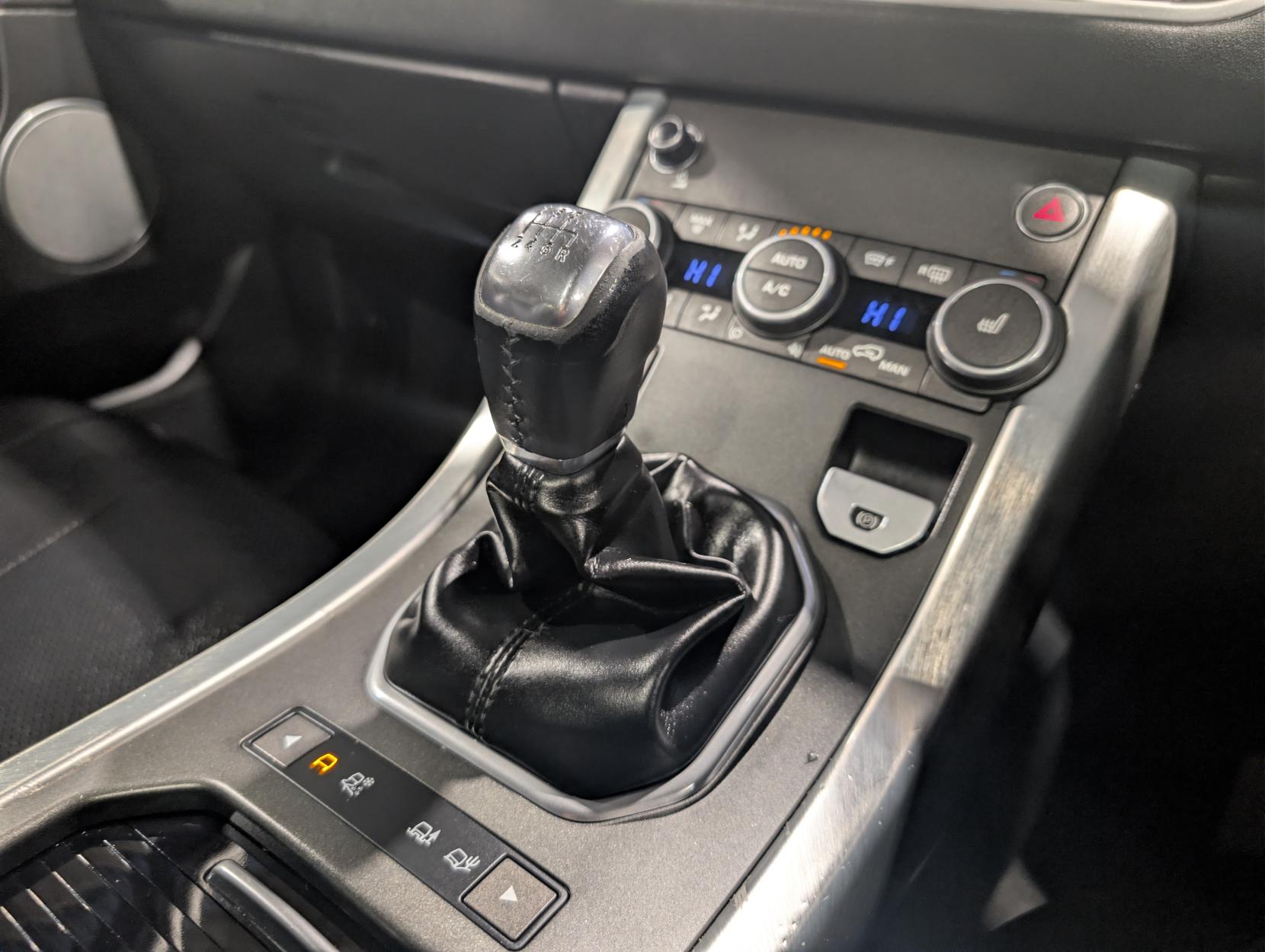 Land Rover Range Rover Evoque 2.0 TD4 SE Tech SUV 5dr Diesel Manual 4WD Euro 6 (s/s) (180 ps)