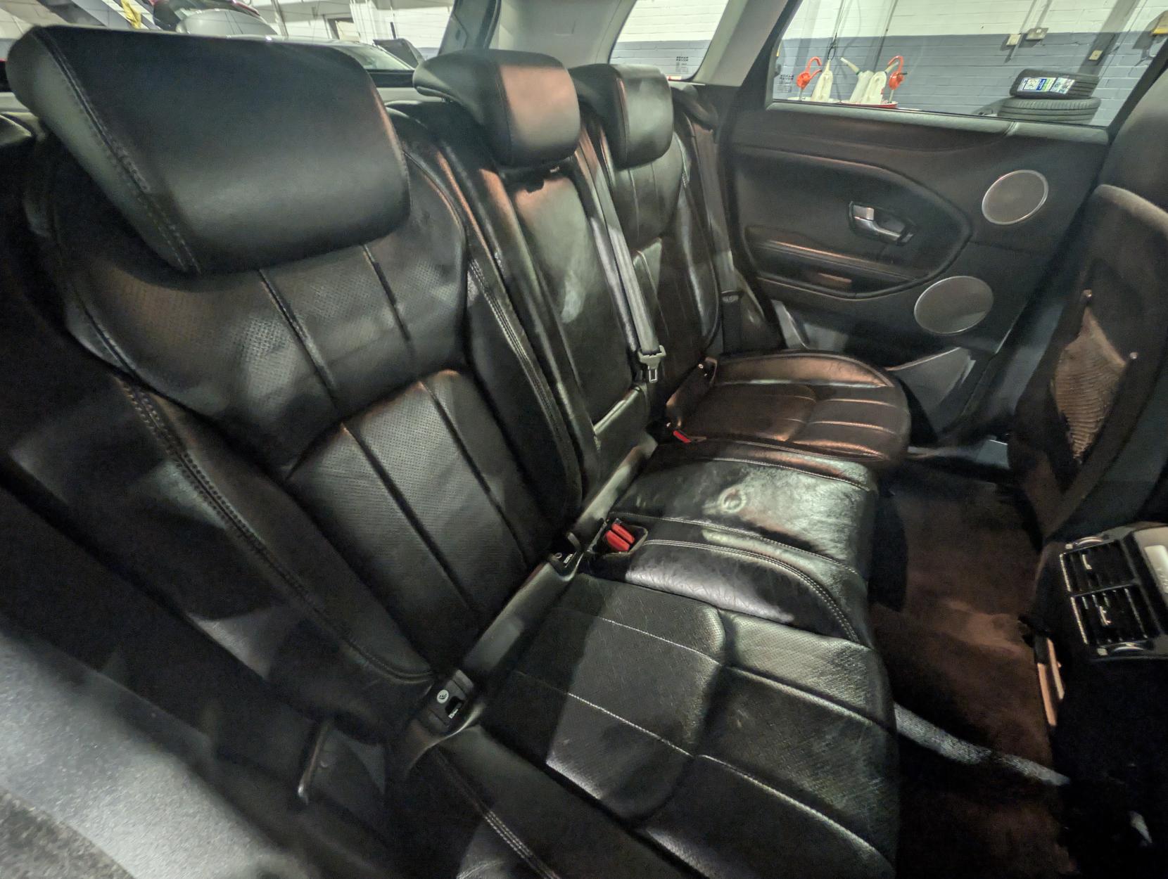 Land Rover Range Rover Evoque 2.0 TD4 SE Tech SUV 5dr Diesel Manual 4WD Euro 6 (s/s) (180 ps)