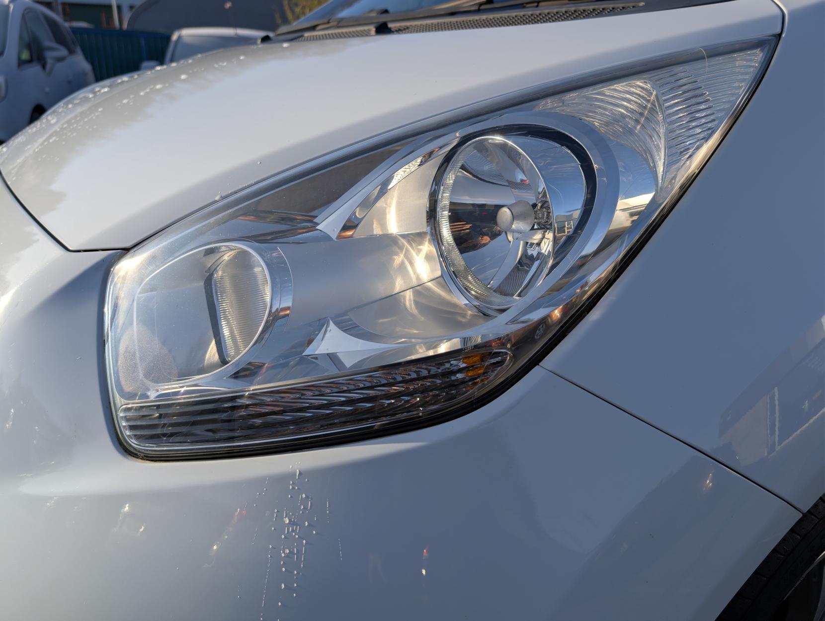 Kia Venga 1.4 EcoDynamics 2 MPV 5dr Petrol Manual Euro 5 (s/s) (89 bhp)