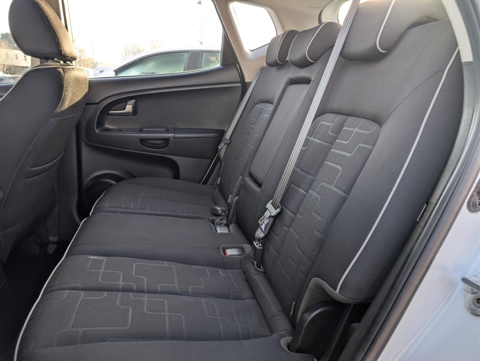 Kia Venga 1.4 EcoDynamics 2 MPV 5dr Petrol Manual Euro 5 (s/s) (89 bhp)