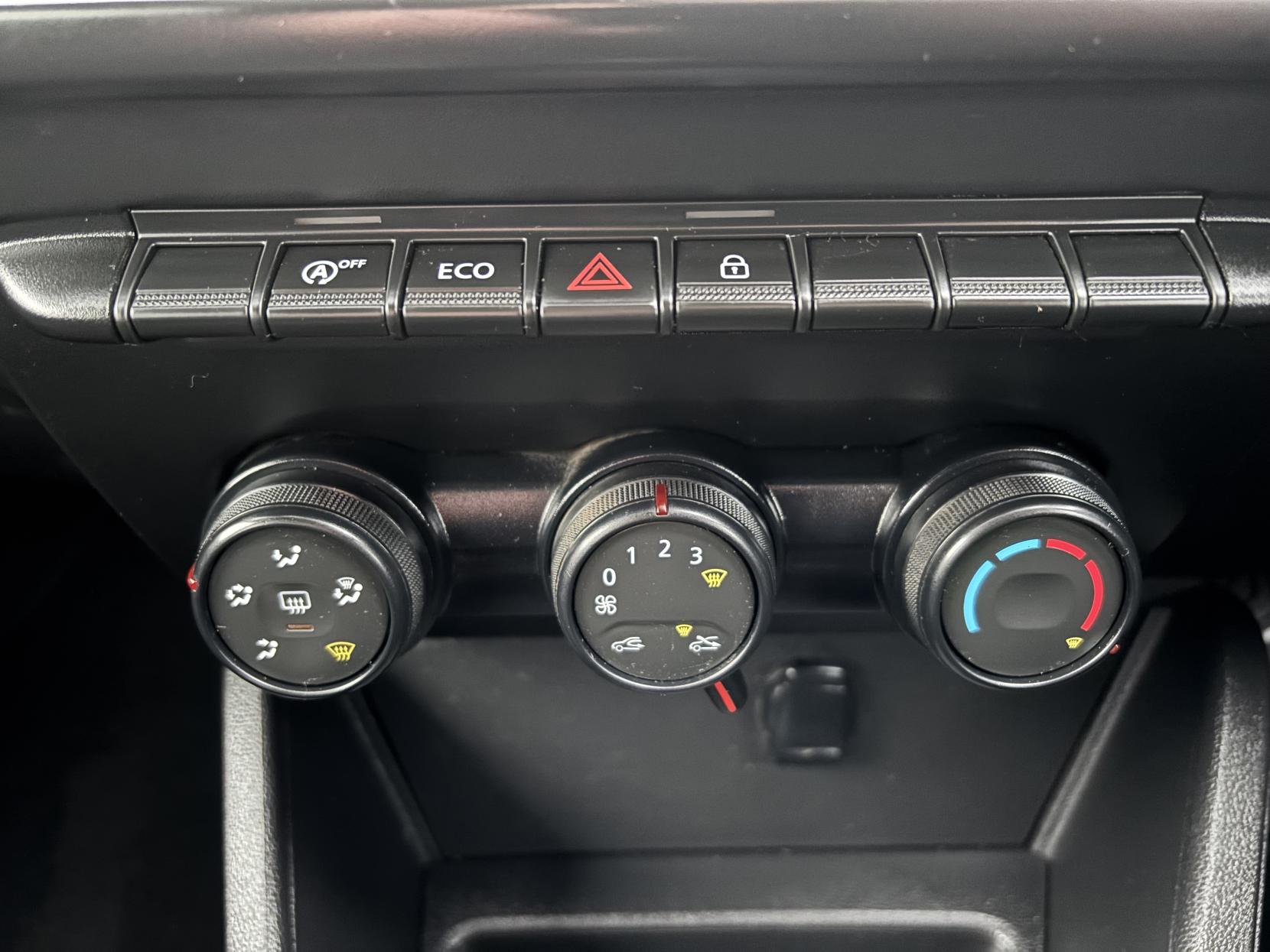 Dacia Duster 1.6 SCe Access SUV 5dr Petrol Manual Euro 6 (s/s) (115 ps)