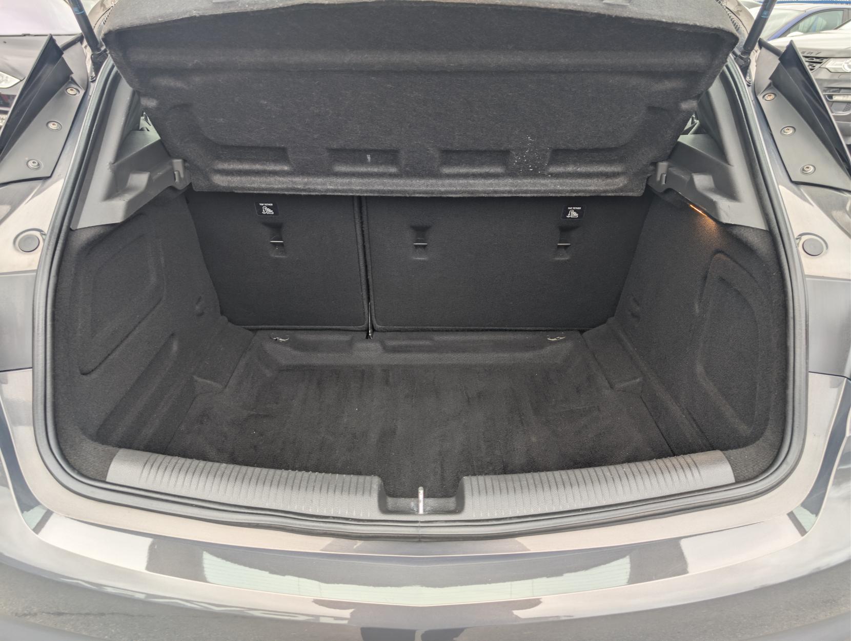 Vauxhall Astra 1.0i Turbo ecoFLEX SRi Hatchback 5dr Petrol Manual Euro 6 (s/s) (105 ps)