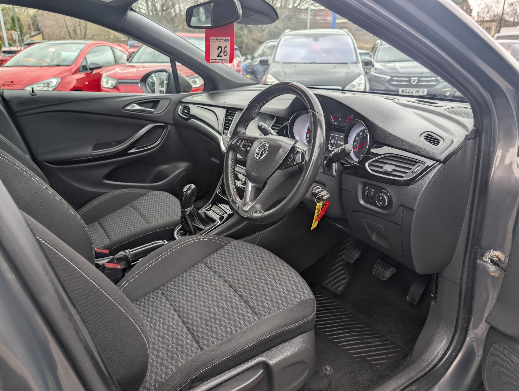 Vauxhall Astra 1.0i Turbo ecoFLEX SRi Hatchback 5dr Petrol Manual Euro 6 (s/s) (105 ps)