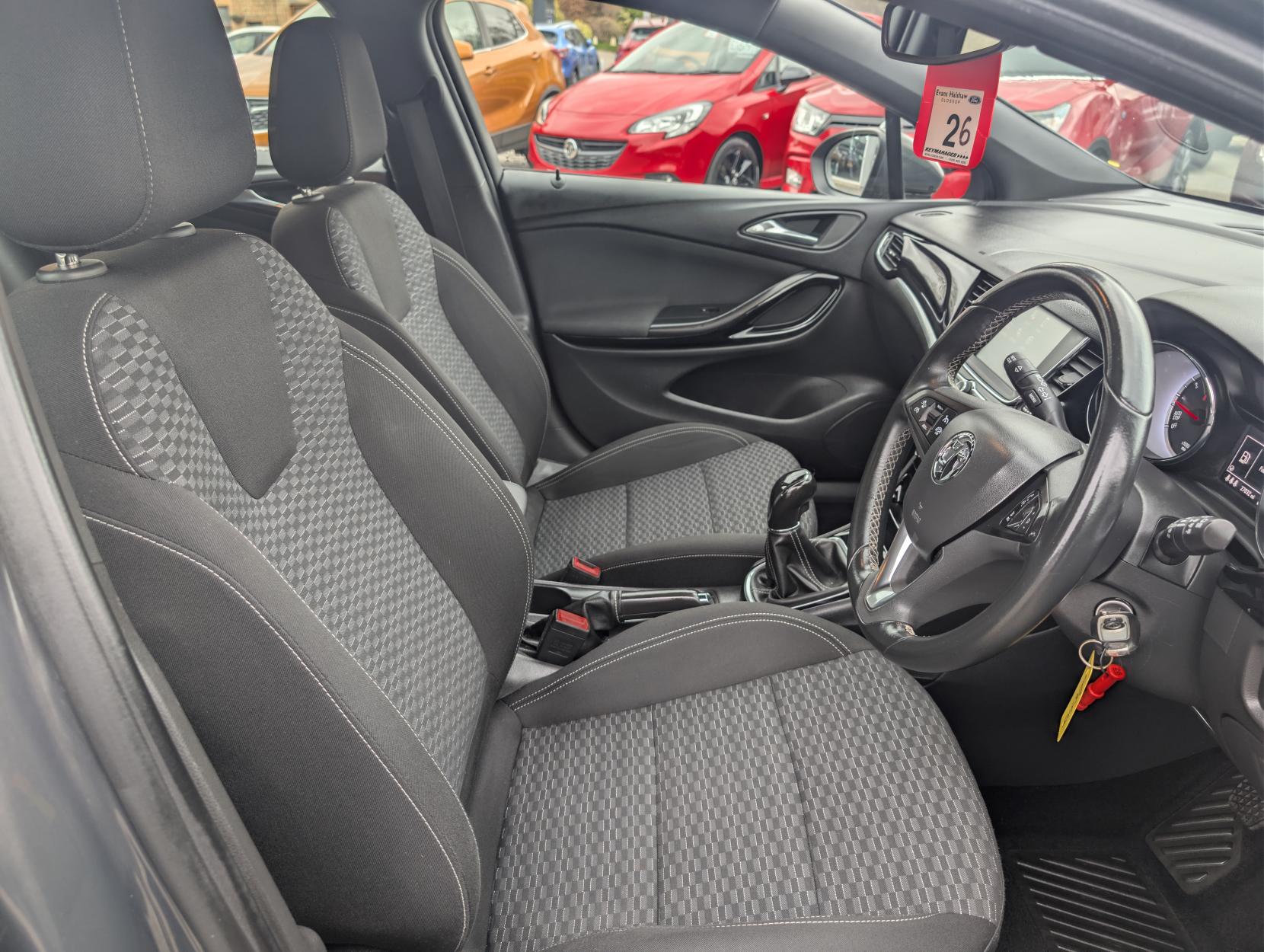 Vauxhall Astra 1.0i Turbo ecoFLEX SRi Hatchback 5dr Petrol Manual Euro 6 (s/s) (105 ps)