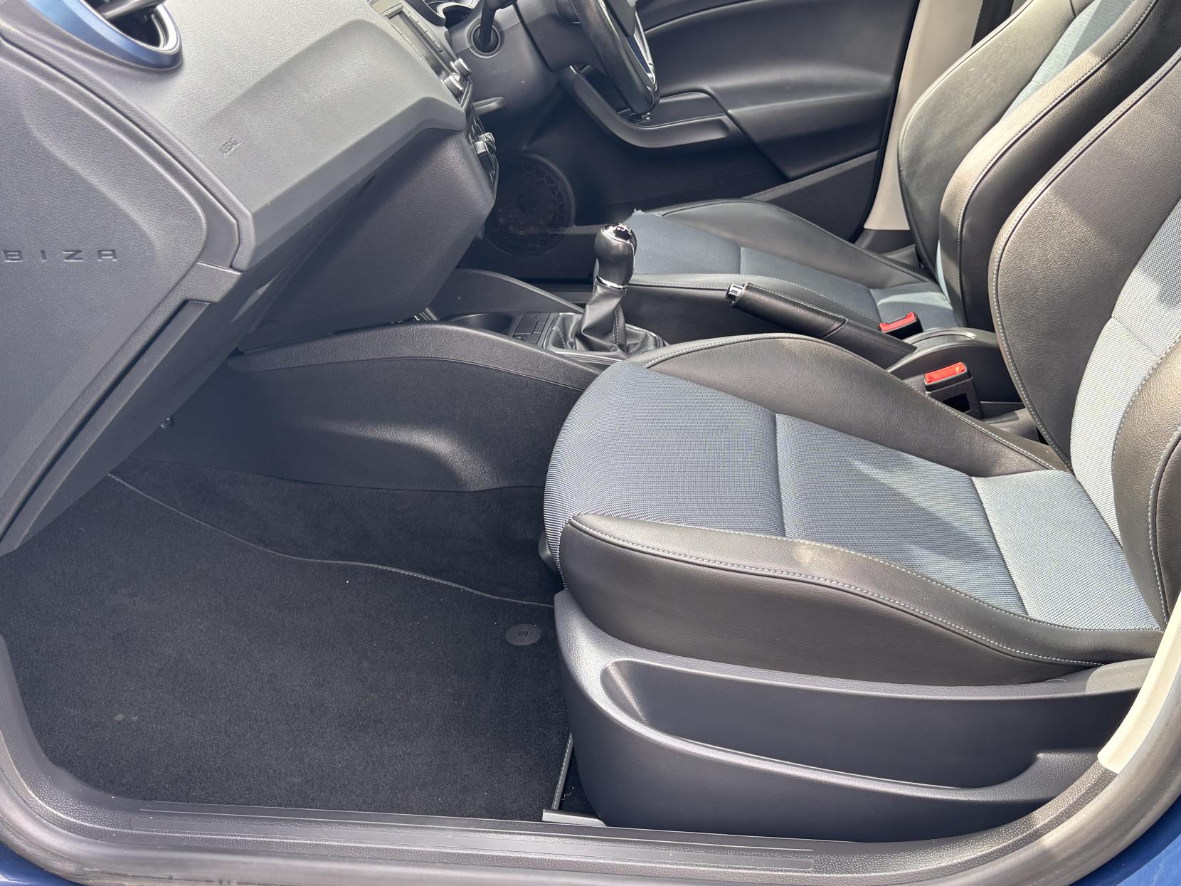 SEAT Ibiza 1.2 TSI Connect Hatchback 5dr Petrol Manual Euro 6 (90 ps)