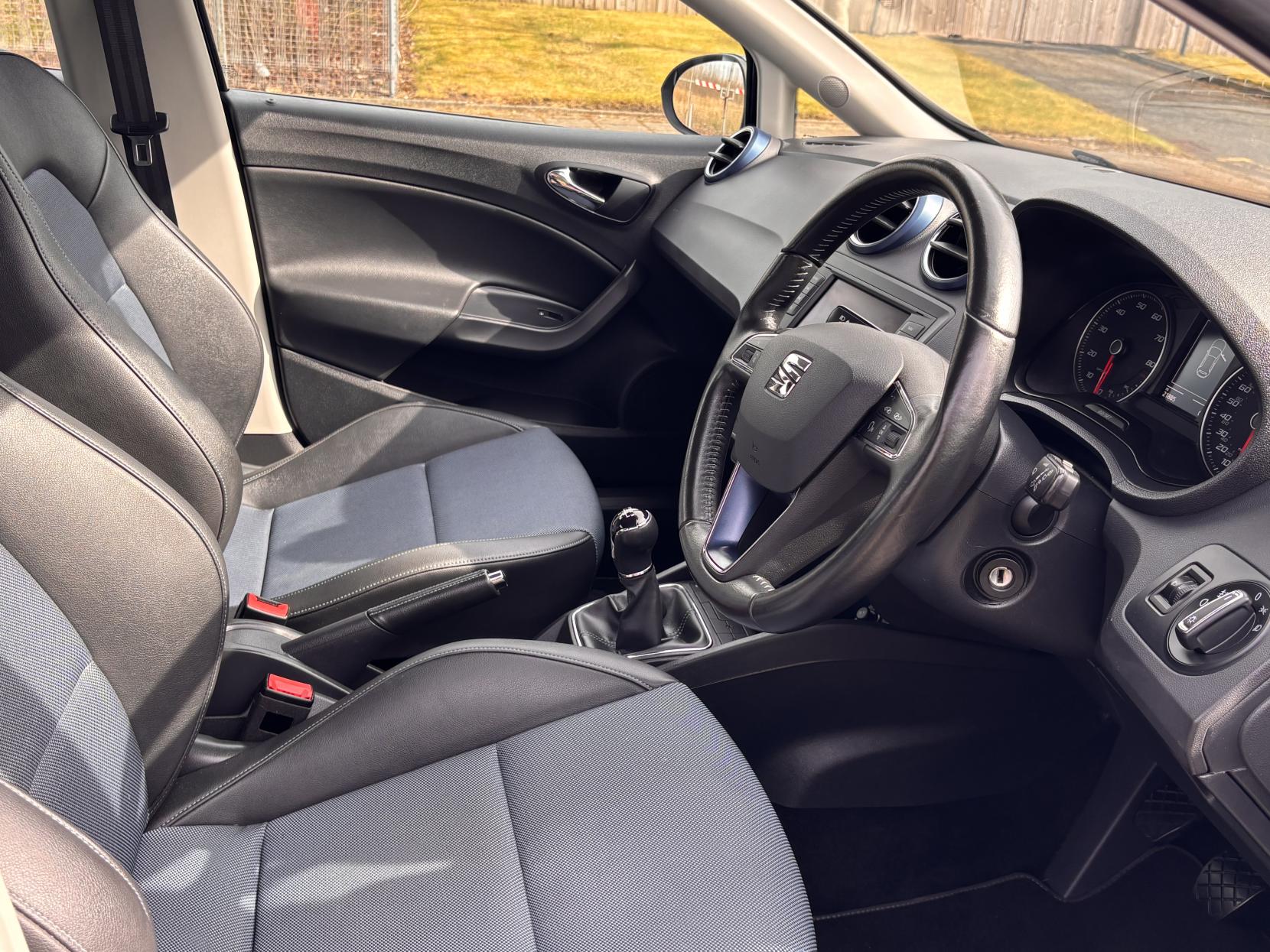 SEAT Ibiza 1.2 TSI Connect Hatchback 5dr Petrol Manual Euro 6 (90 ps)