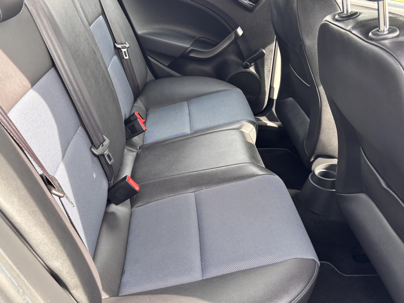 SEAT Ibiza 1.2 TSI Connect Hatchback 5dr Petrol Manual Euro 6 (90 ps)