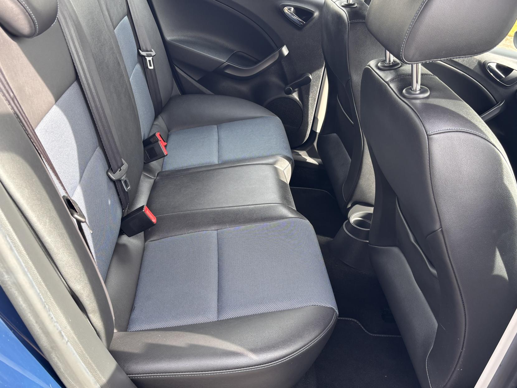 SEAT Ibiza 1.2 TSI Connect Hatchback 5dr Petrol Manual Euro 6 (90 ps)