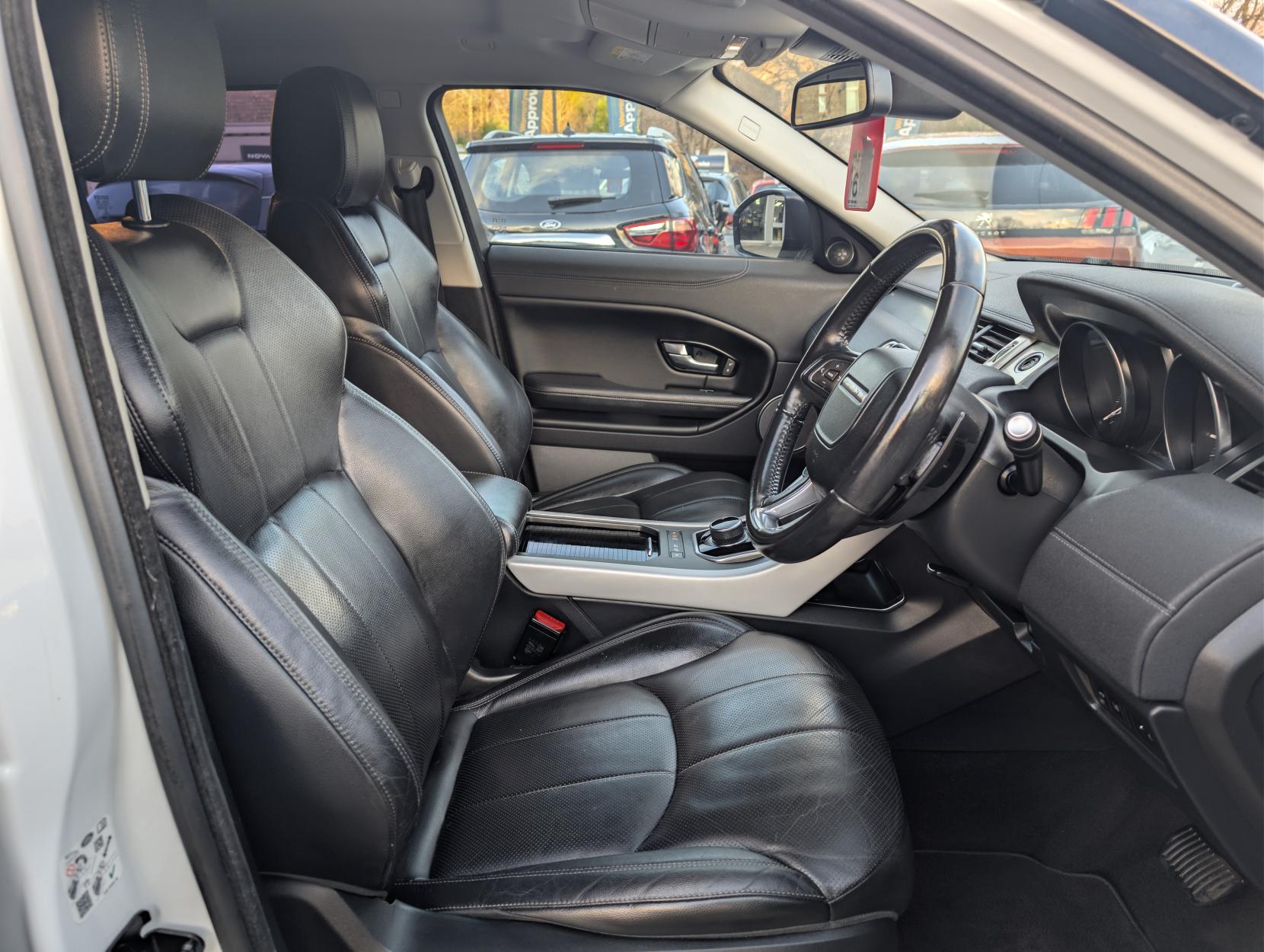 Land Rover Range Rover Evoque 2.0 TD4 SE Tech SUV 5dr Diesel Auto 4WD Euro 6 (s/s) (180 ps)