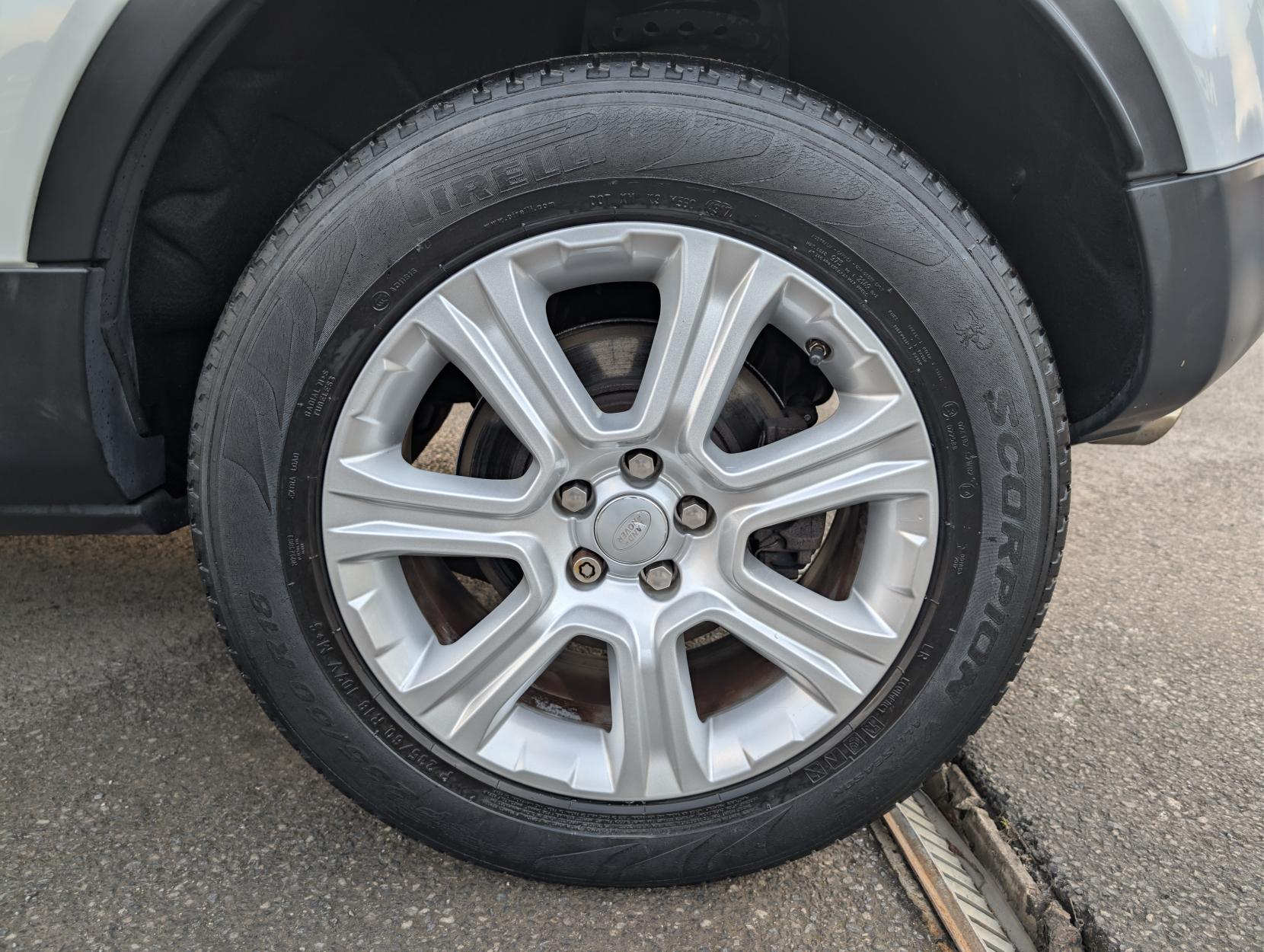 Land Rover Range Rover Evoque 2.0 TD4 SE Tech SUV 5dr Diesel Auto 4WD Euro 6 (s/s) (180 ps)