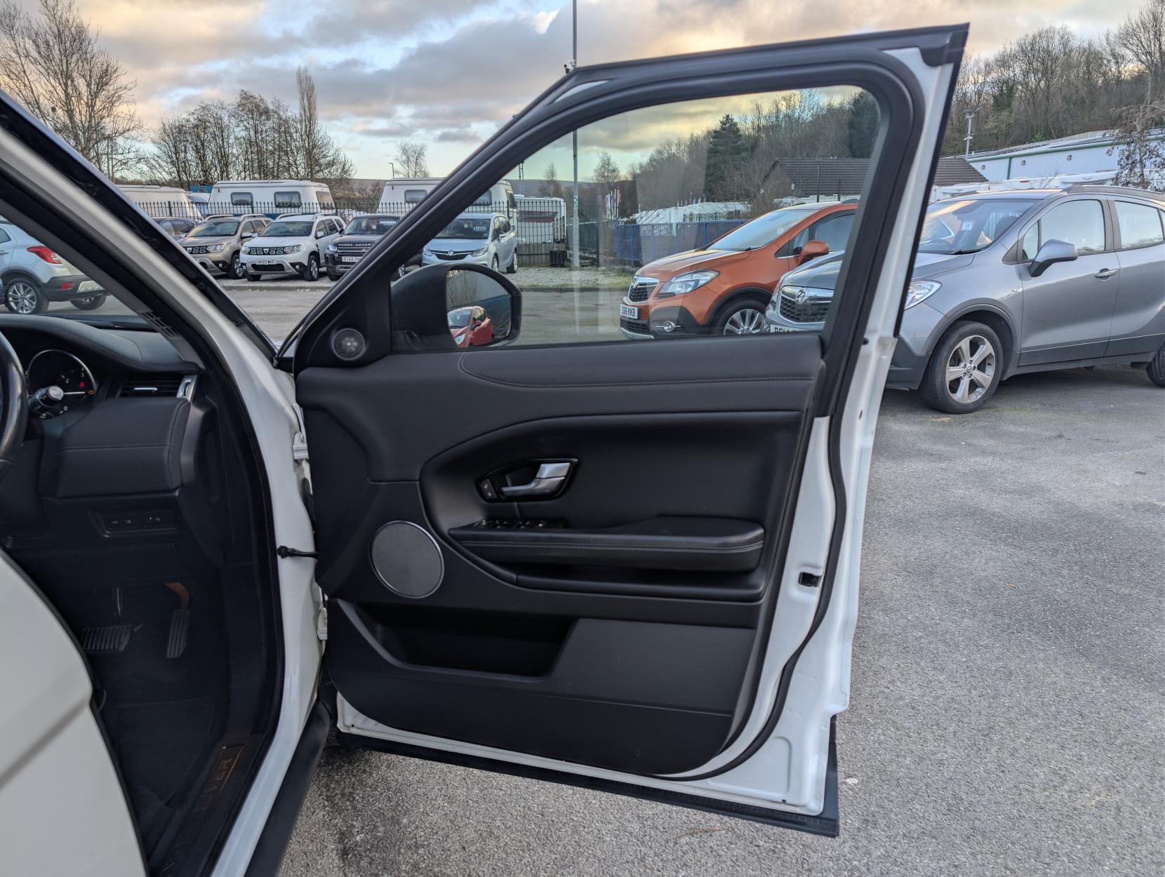 Land Rover Range Rover Evoque 2.0 TD4 SE Tech SUV 5dr Diesel Auto 4WD Euro 6 (s/s) (180 ps)