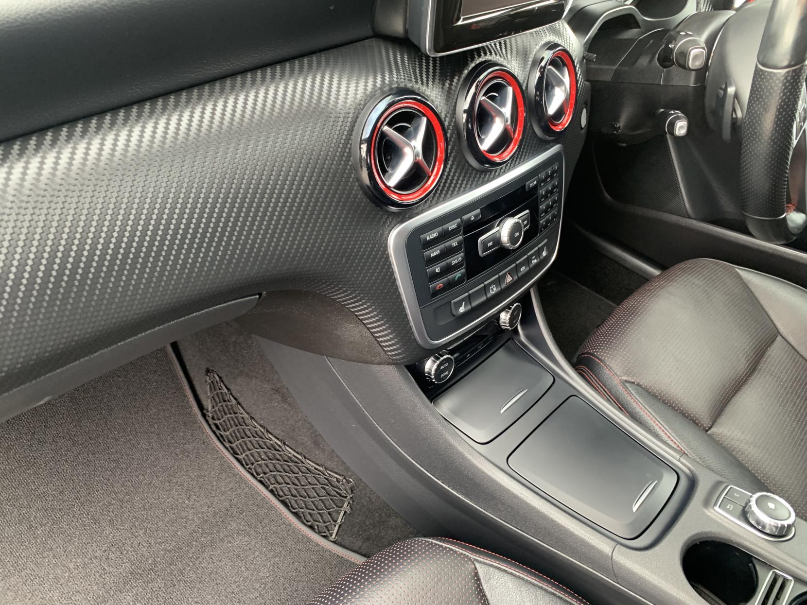 Mercedes-Benz A Class 2.0 A Class 2.0 A250 AMG Sport Hatchback 5dr Petrol 7G-DCT Euro 6 (s/s) (211 ps)