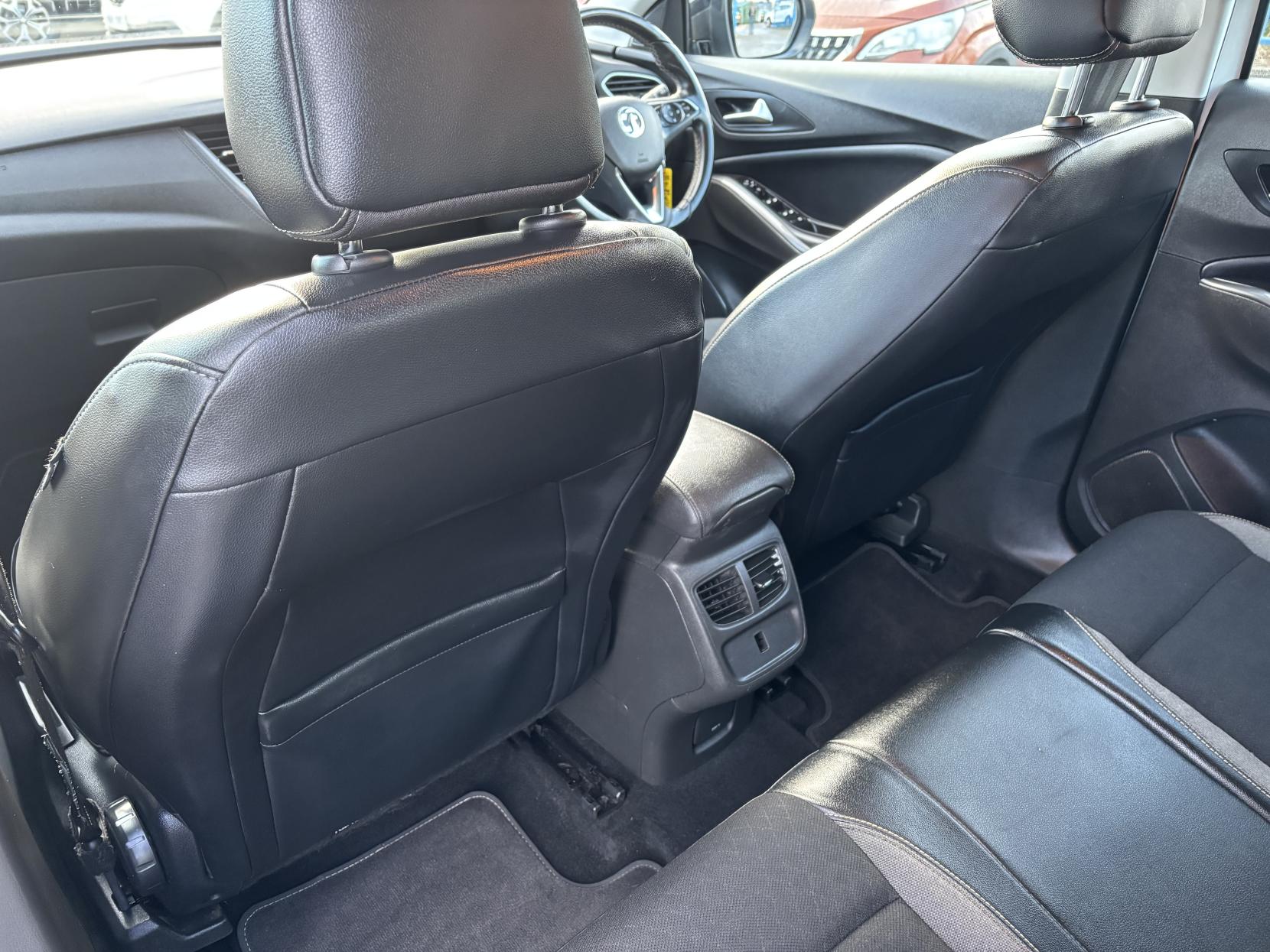 Vauxhall Grandland X 1.2 Turbo GPF Sport Nav SUV 5dr Petrol Manual Euro 6 (s/s) (130 ps)