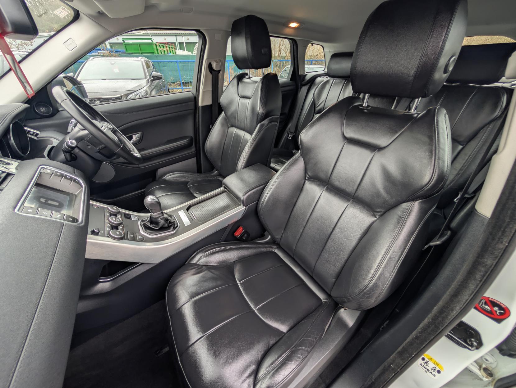 Land Rover Range Rover Evoque 2.0 eD4 SE SUV 5dr Diesel Manual FWD Euro 6 (s/s) (150 ps)