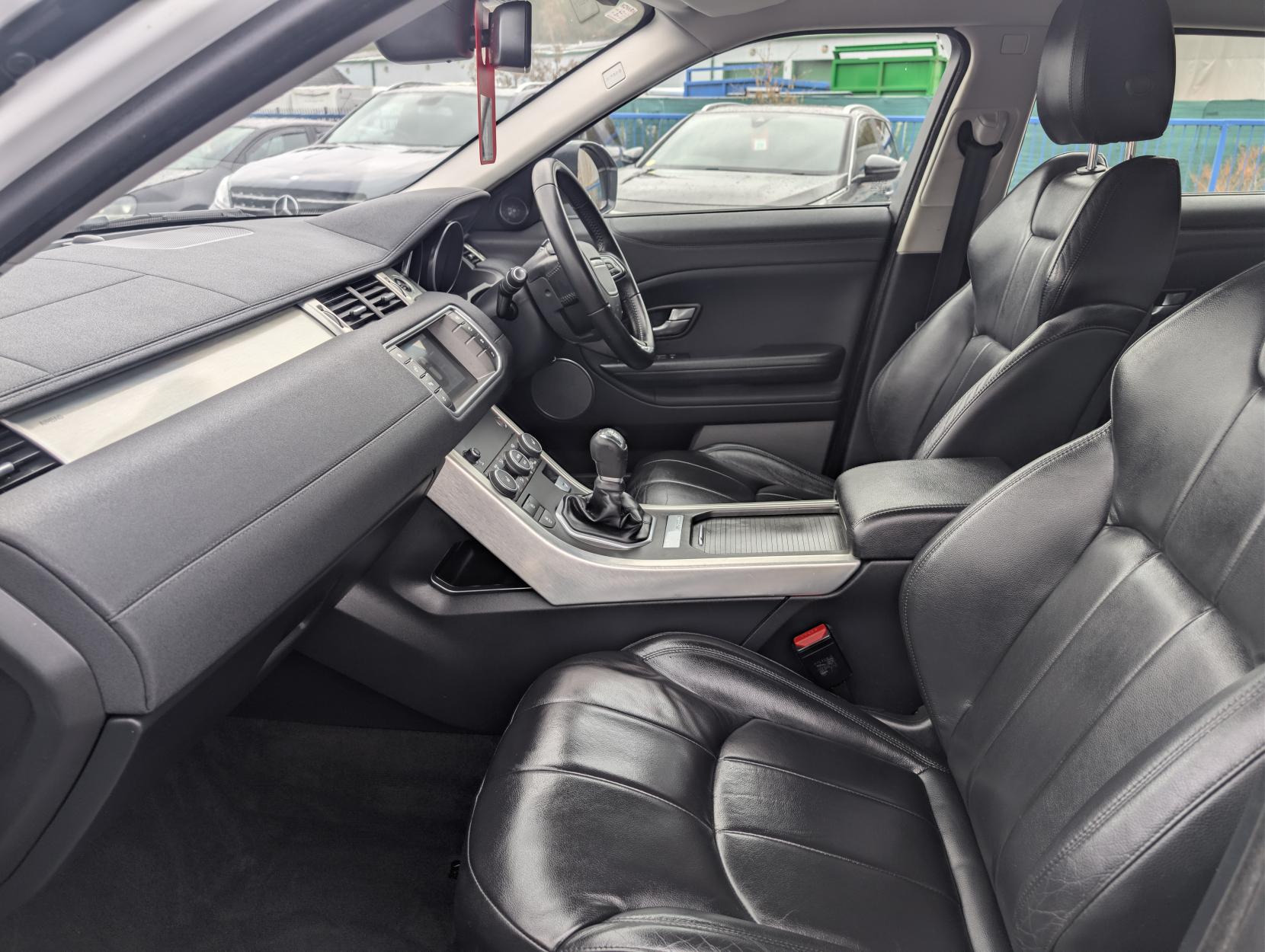 Land Rover Range Rover Evoque 2.0 eD4 SE SUV 5dr Diesel Manual FWD Euro 6 (s/s) (150 ps)