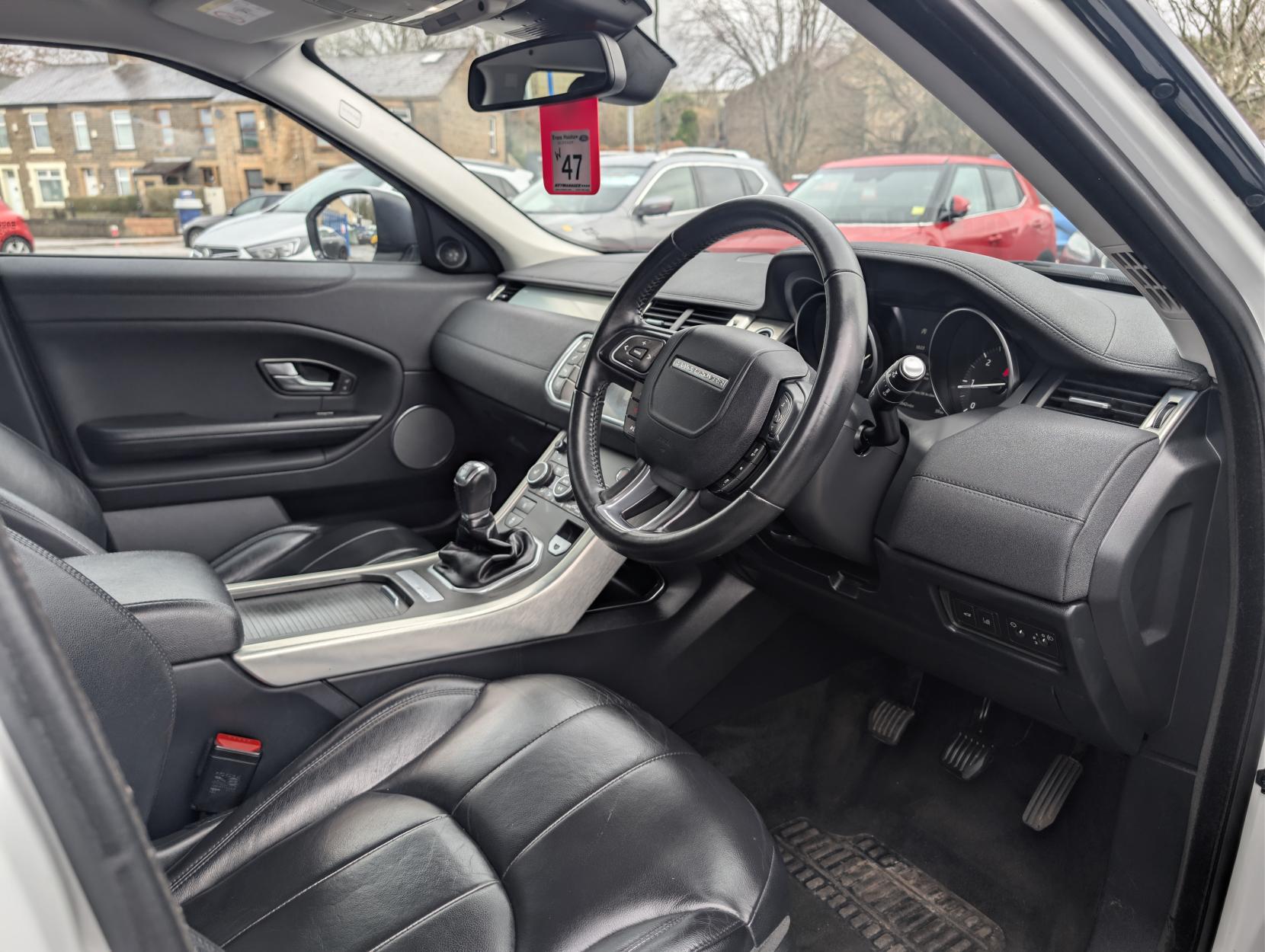 Land Rover Range Rover Evoque 2.0 eD4 SE SUV 5dr Diesel Manual FWD Euro 6 (s/s) (150 ps)