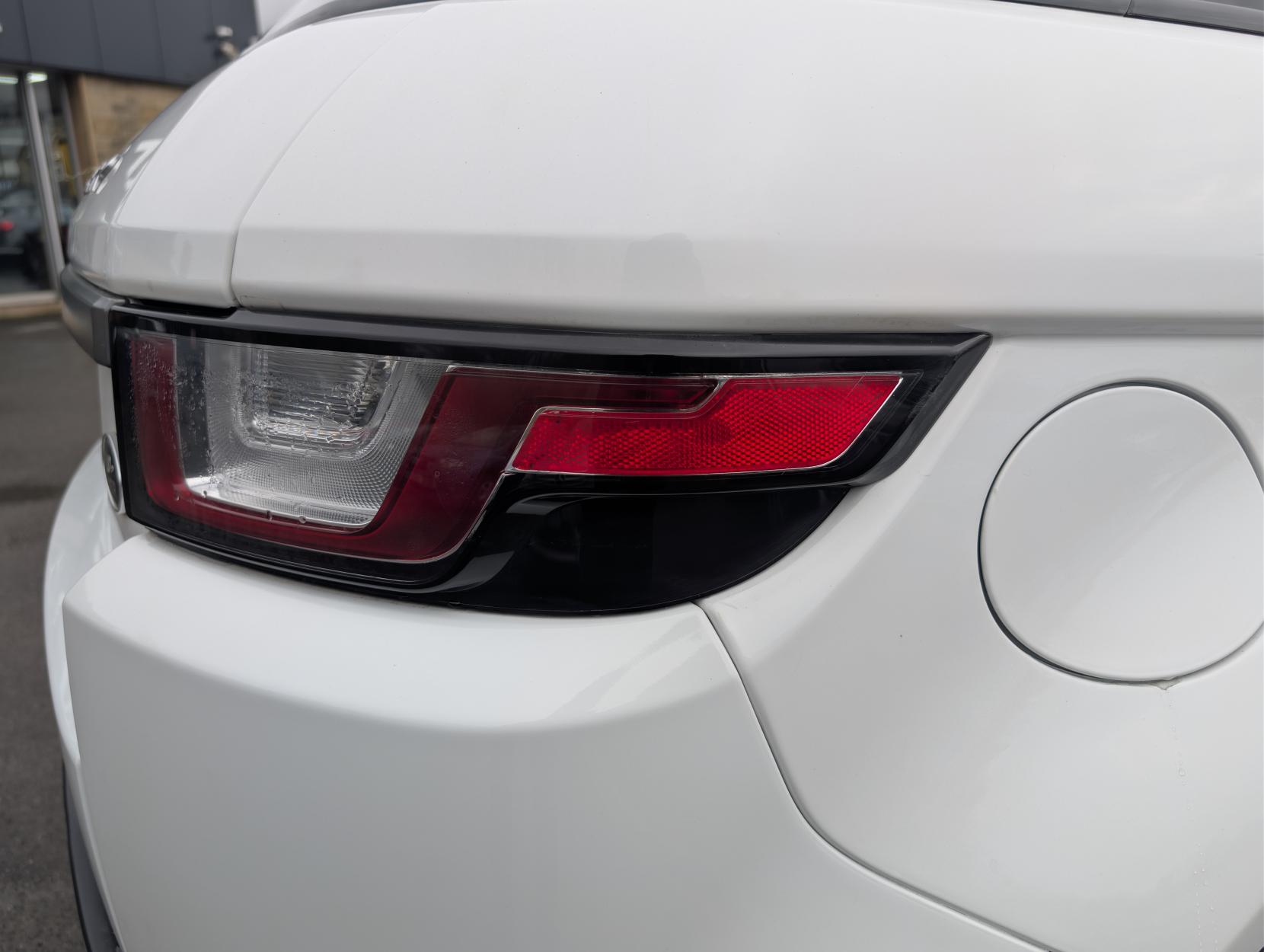 Land Rover Range Rover Evoque 2.0 eD4 SE SUV 5dr Diesel Manual FWD Euro 6 (s/s) (150 ps)