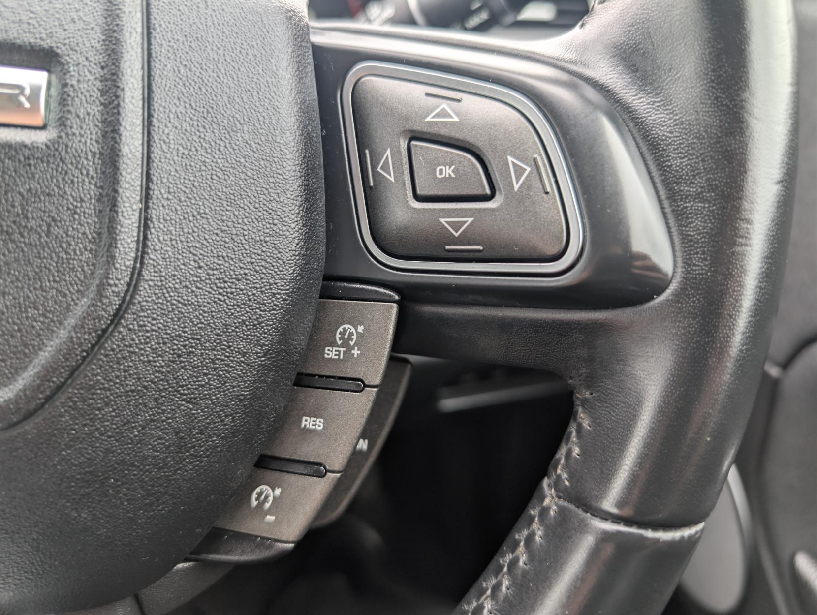 Land Rover Range Rover Evoque 2.0 eD4 SE SUV 5dr Diesel Manual FWD Euro 6 (s/s) (150 ps)