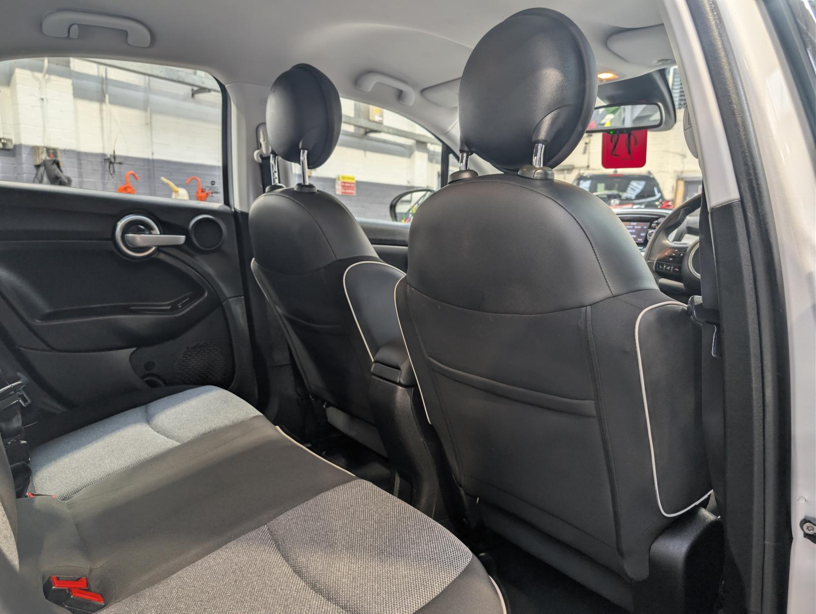 Fiat 500X 1.6 MultiJetII Pop Star SUV 5dr Diesel Manual Euro 6 (s/s) (120 ps)