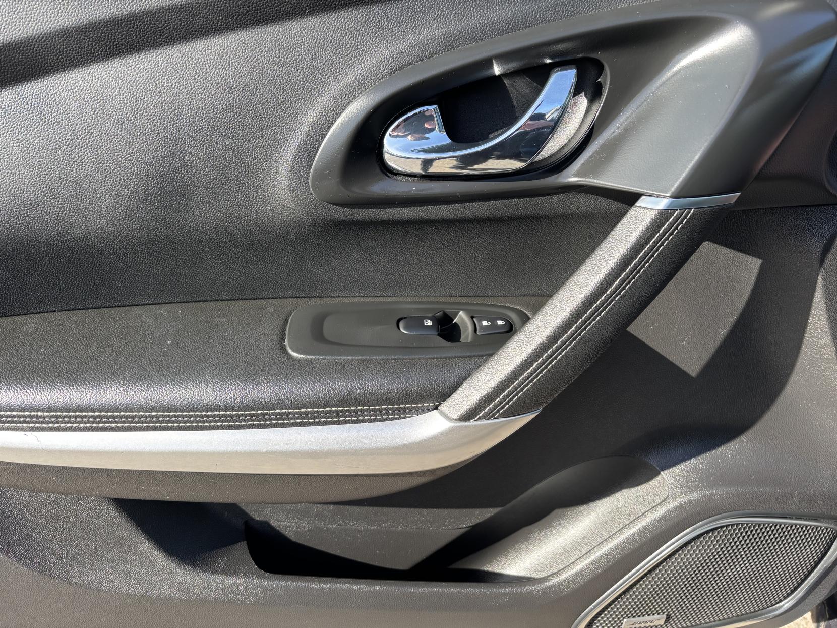 Renault Kadjar 1.2 TCe Signature Nav SUV 5dr Petrol Manual Euro 6 (s/s) (130 ps)