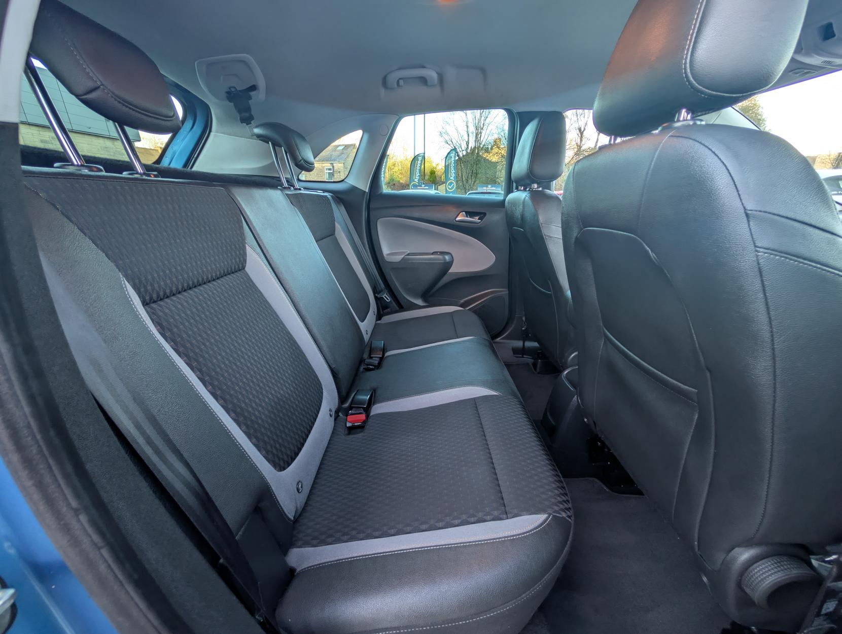 Vauxhall Crossland X 1.2 Elite SUV 5dr Petrol Manual Euro 6 (83 ps)