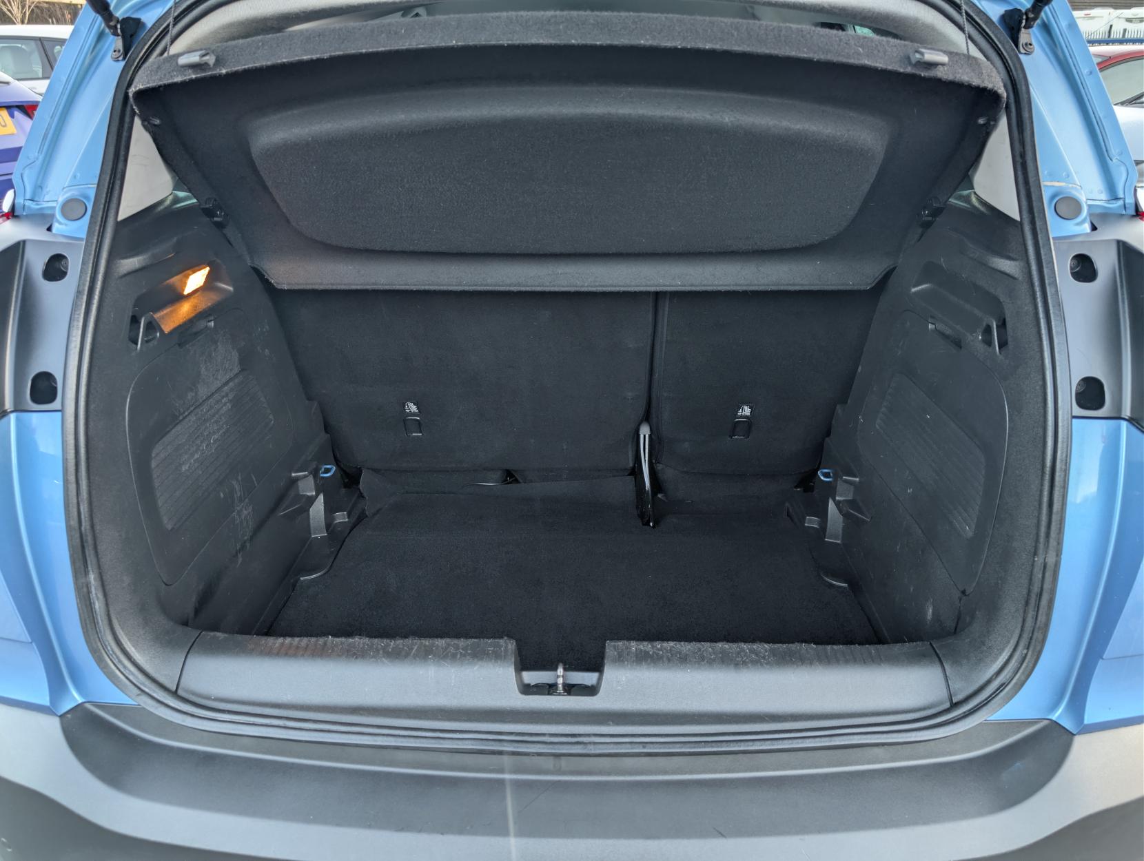 Vauxhall Crossland X 1.2 Elite SUV 5dr Petrol Manual Euro 6 (83 ps)